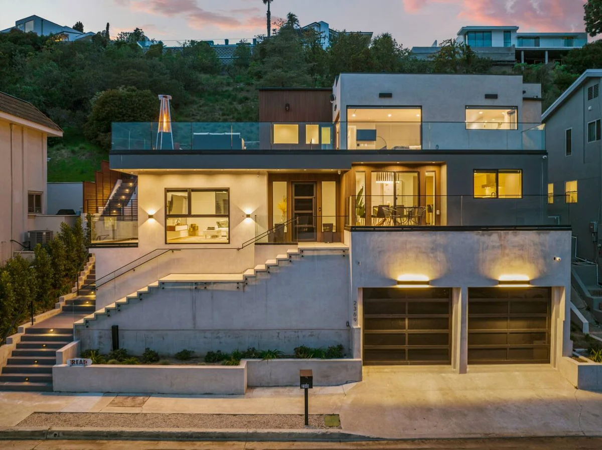 Wander Mount Olympus Hills #1