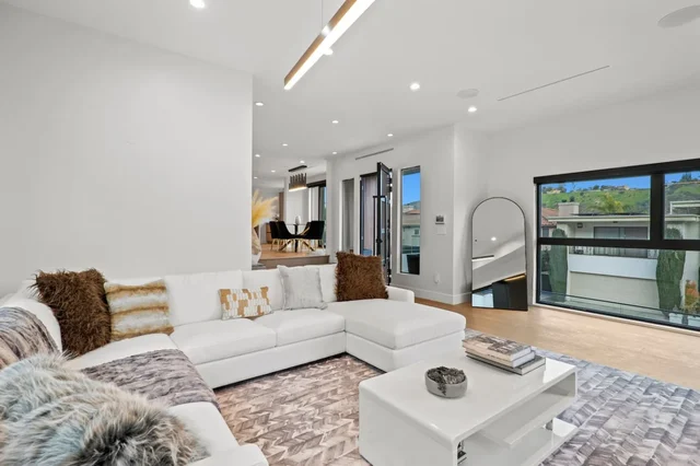 Wander Mount Olympus Hills #3