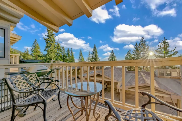 Wander Incline Village Escape #2