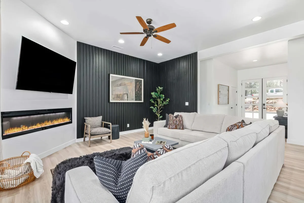 Wander Flagstaff Timber #35