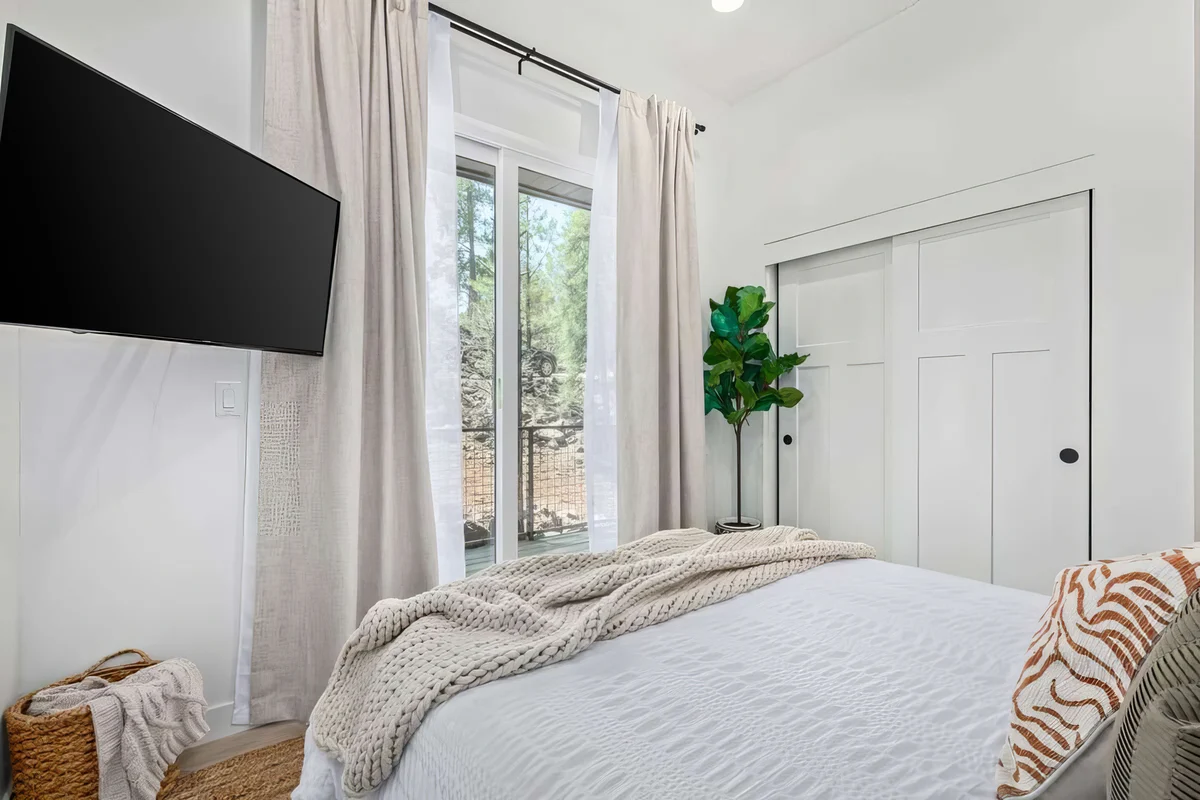 Wander Flagstaff Timber #37