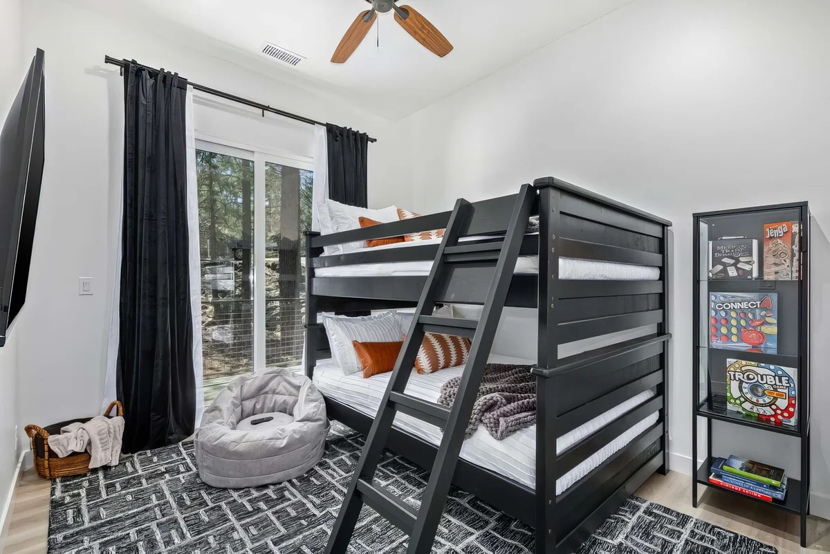 Wander Flagstaff Timber #38