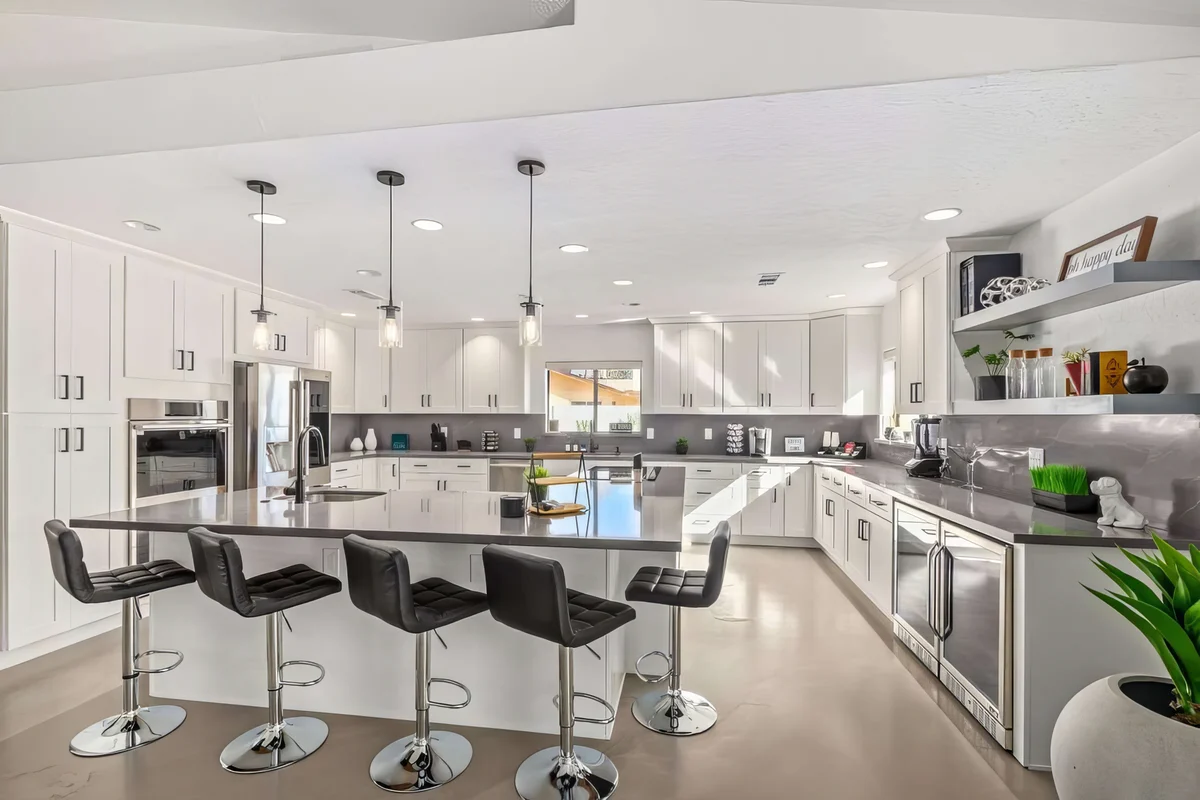 Wander Chandler Grove