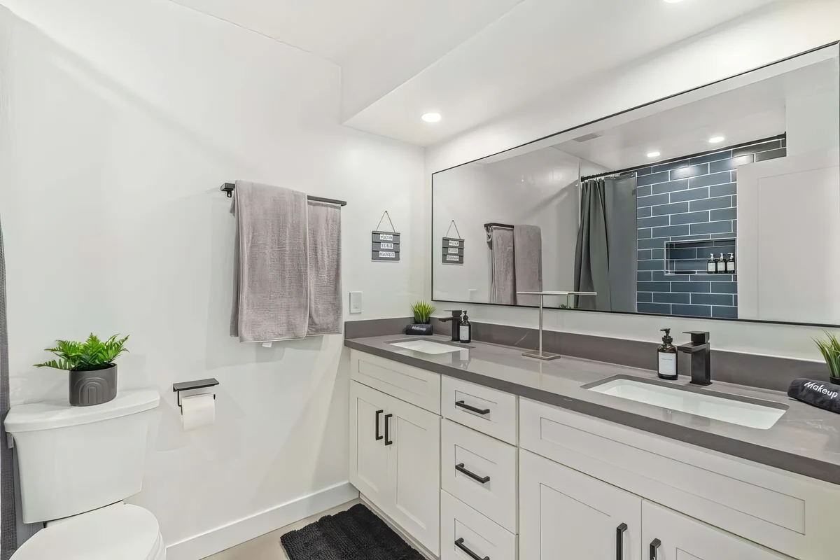 Wander Chandler Grove