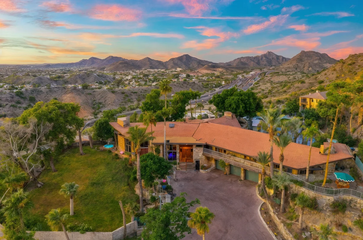 Wander Phoenix Waterfall #1