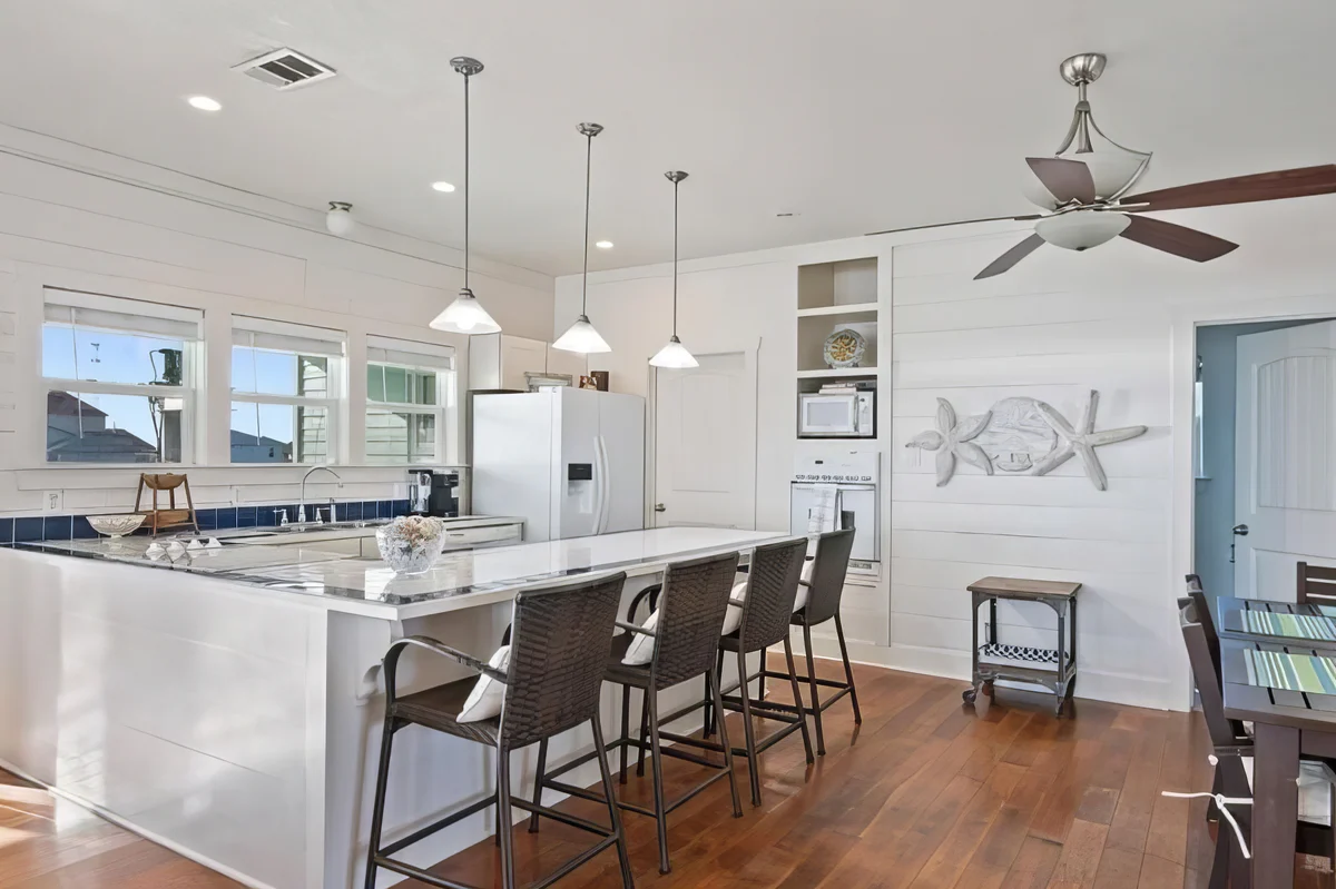 Wander Bolivar Peninsula Shores