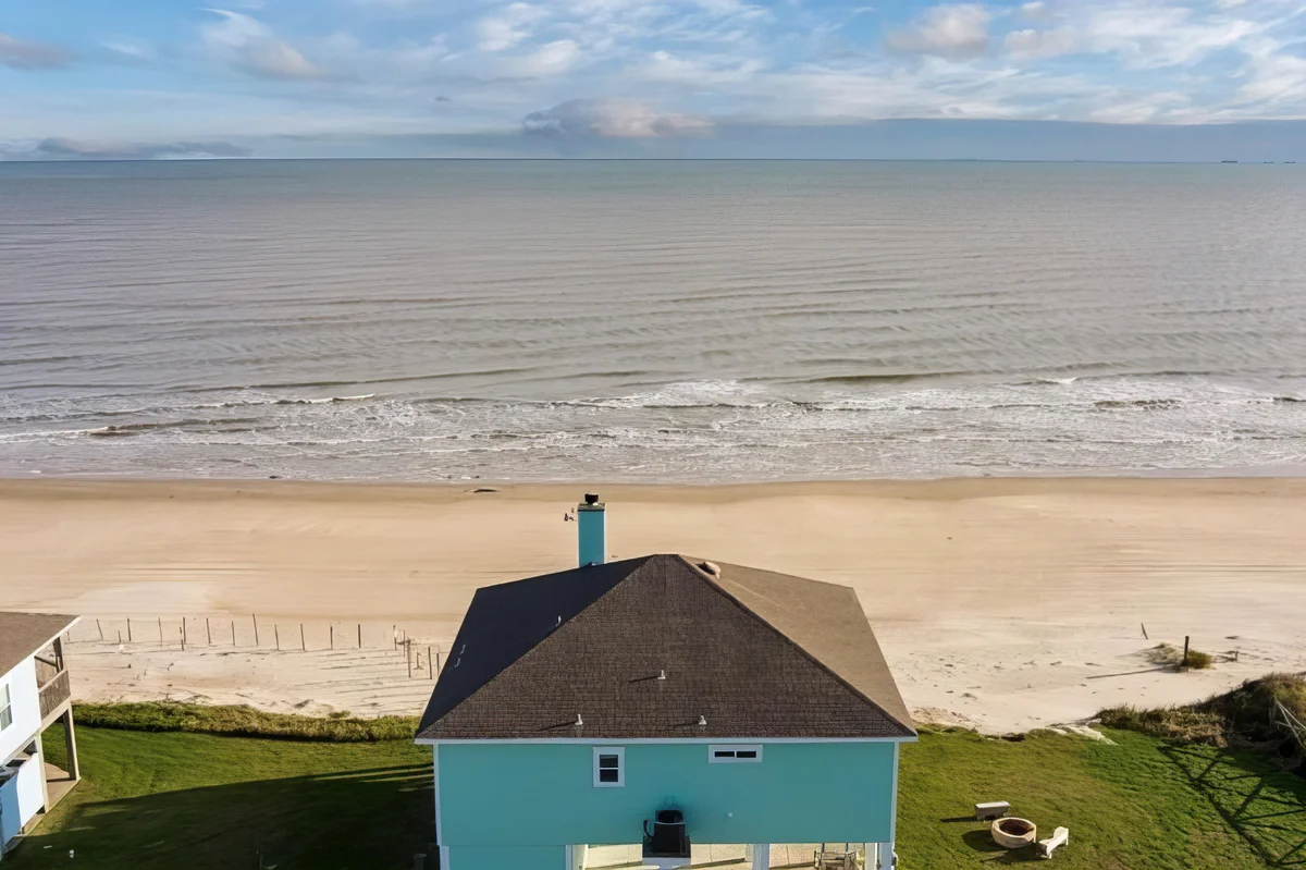 Wander Bolivar Peninsula Shores