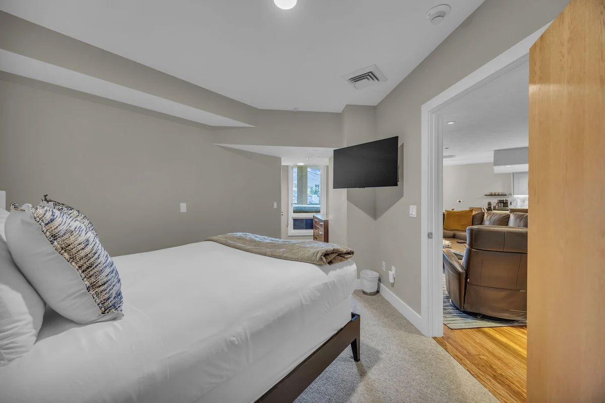 Wander Park City Gem #19