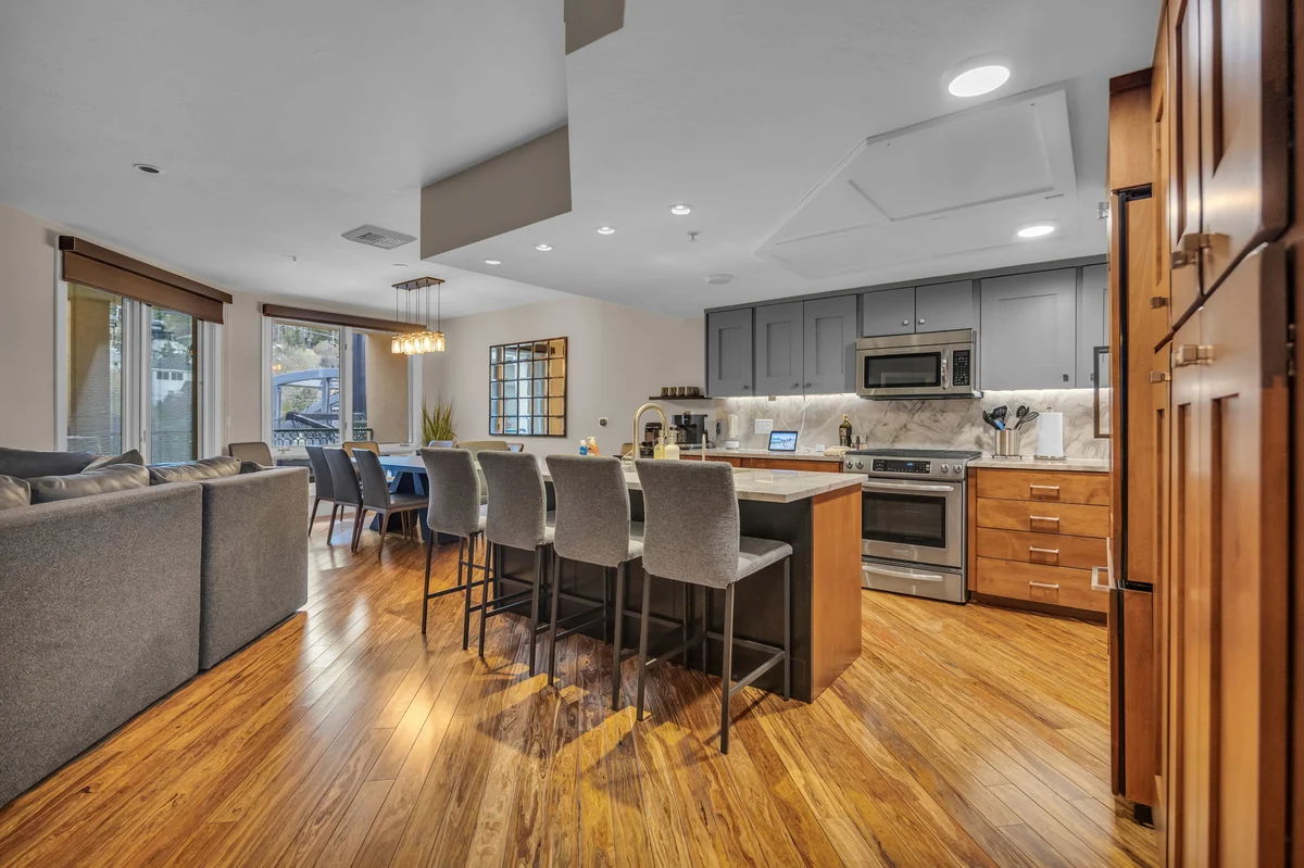 Wander Park City Gem