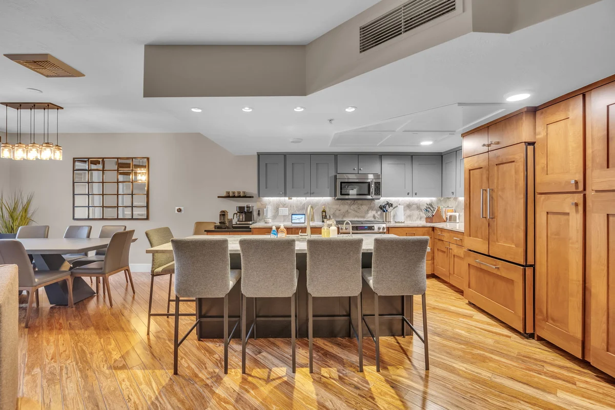 Wander Park City Gem