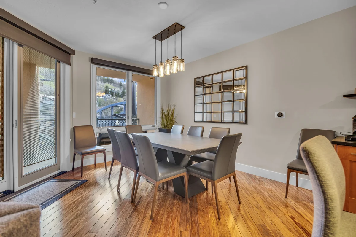 Wander Park City Gem