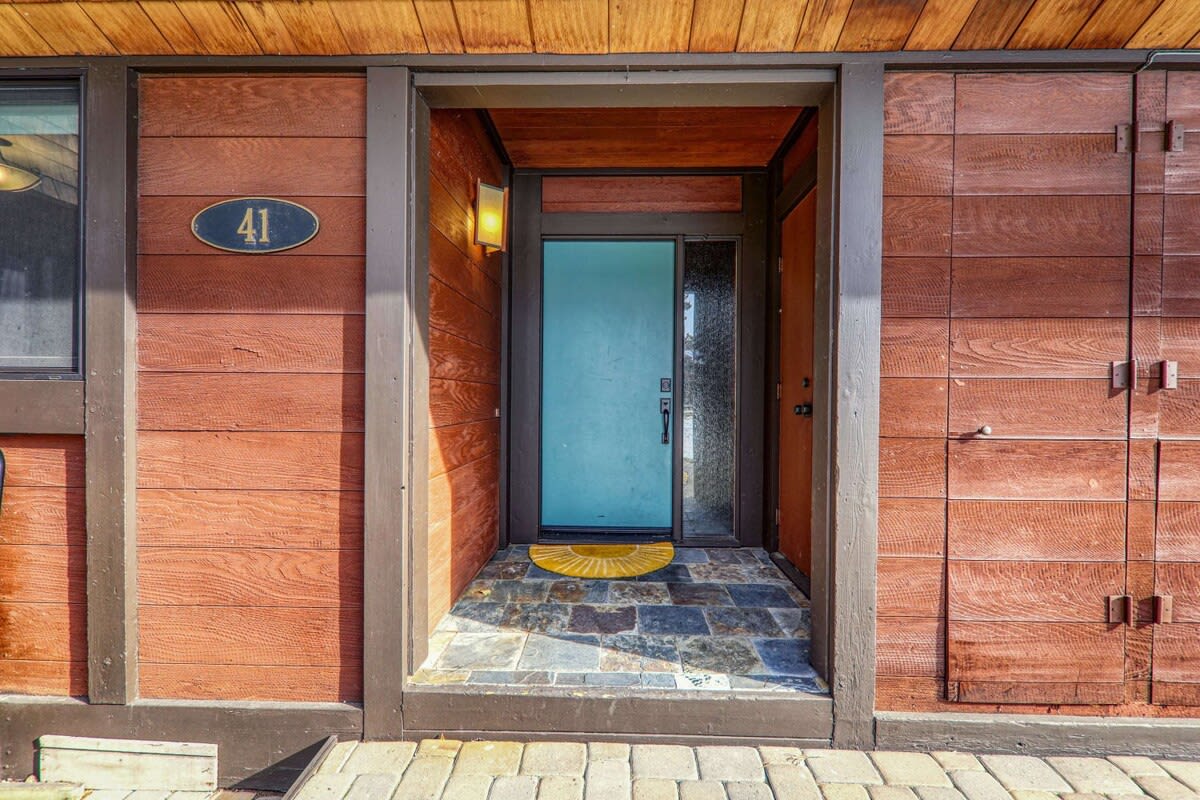 Wander Tahoe Lakeside #4