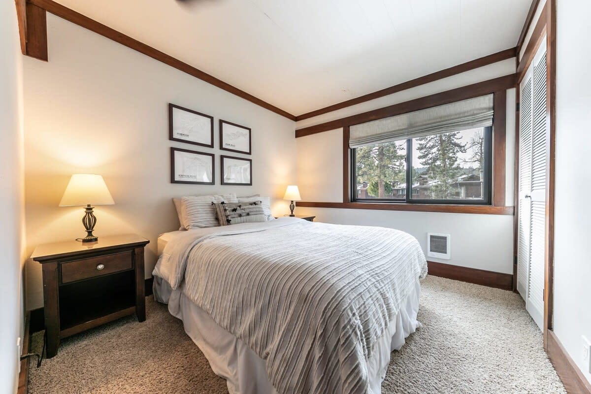 Wander Tahoe Lakeside #13