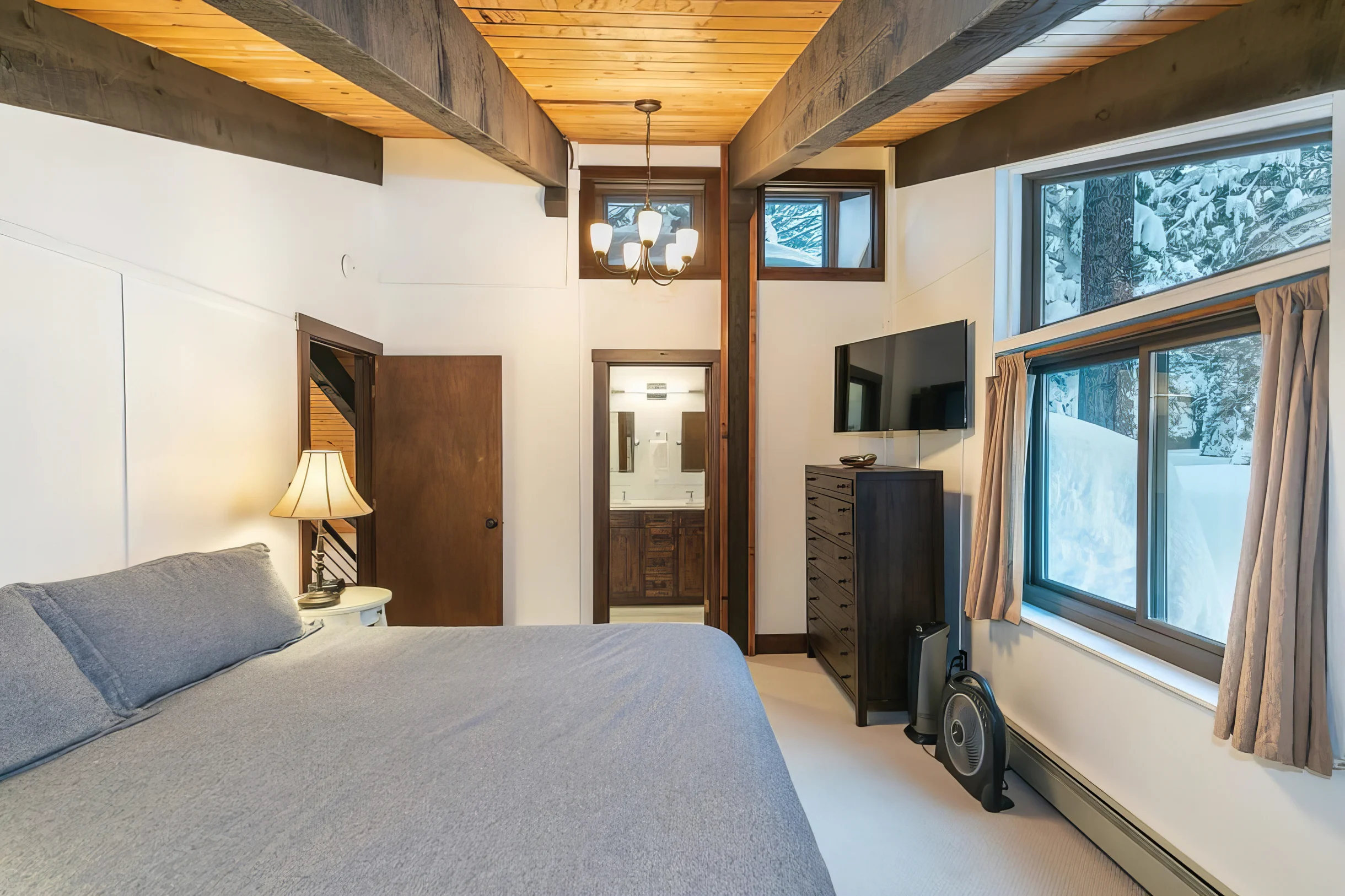 Wander Lake Tahoe Escape #20