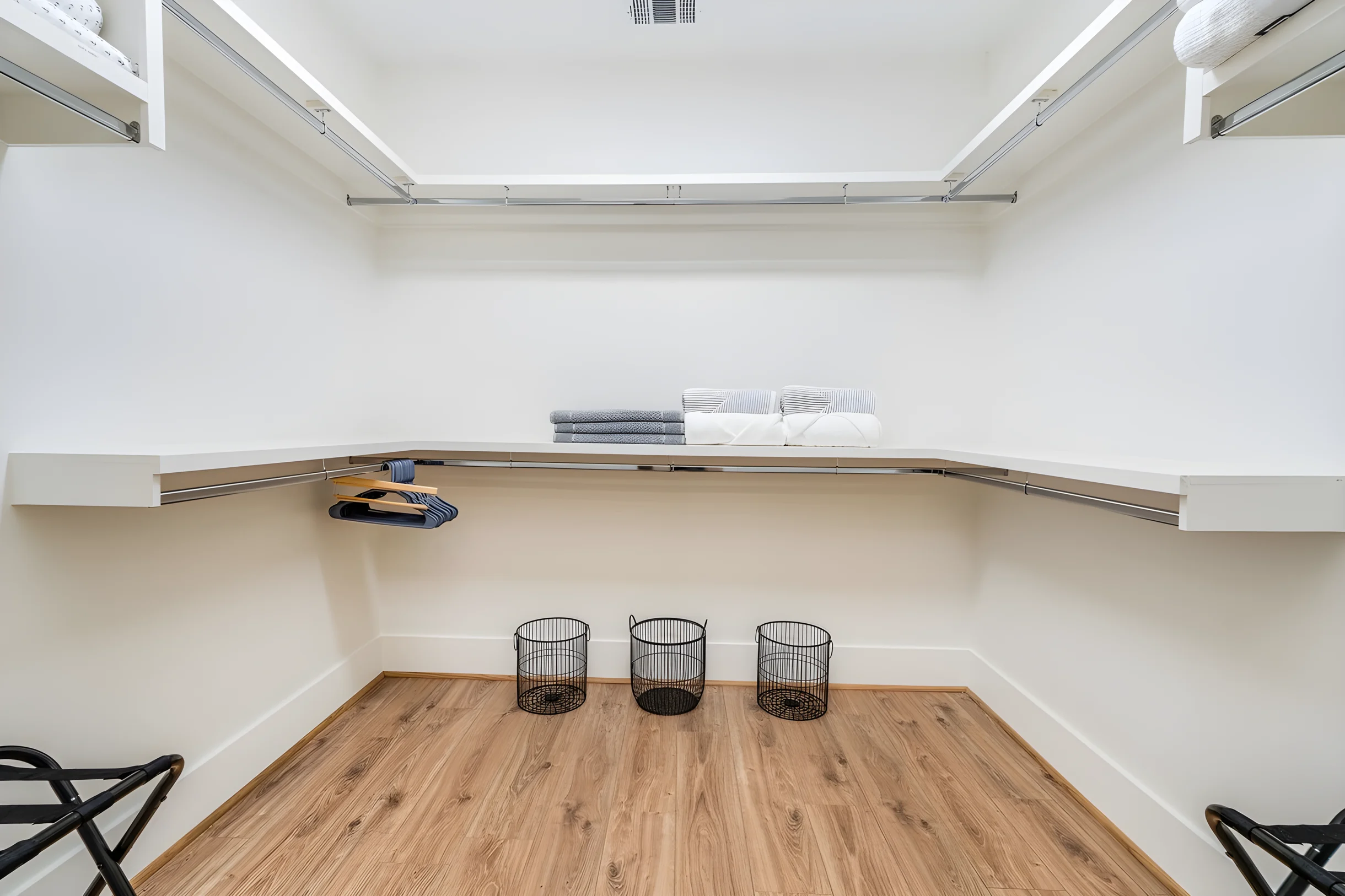 Wander St. George Tides #60