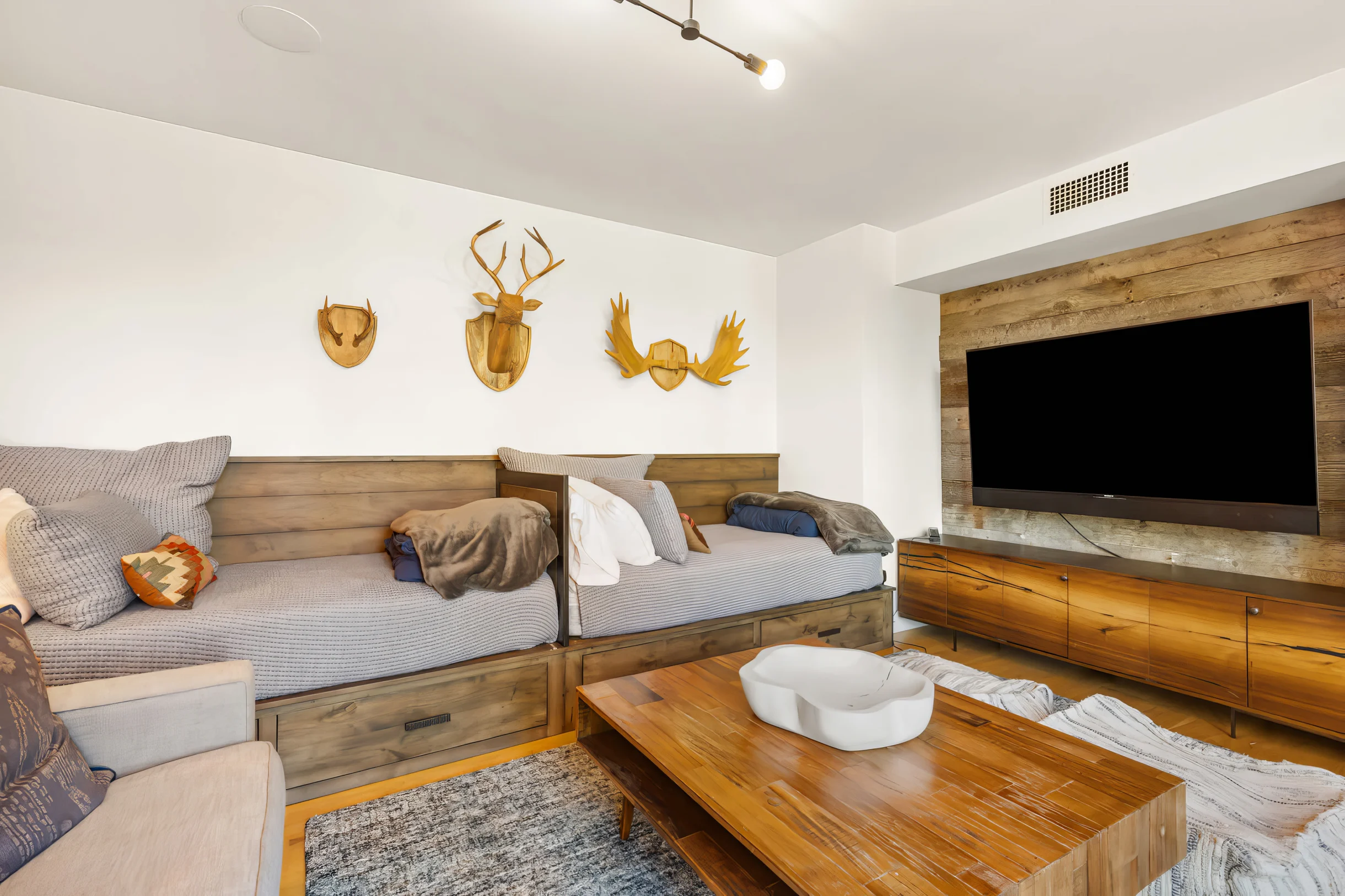 Wander Big Sky Spruce #22