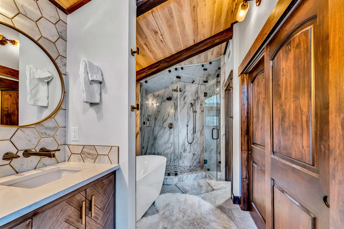 Wander Truckee Timberline