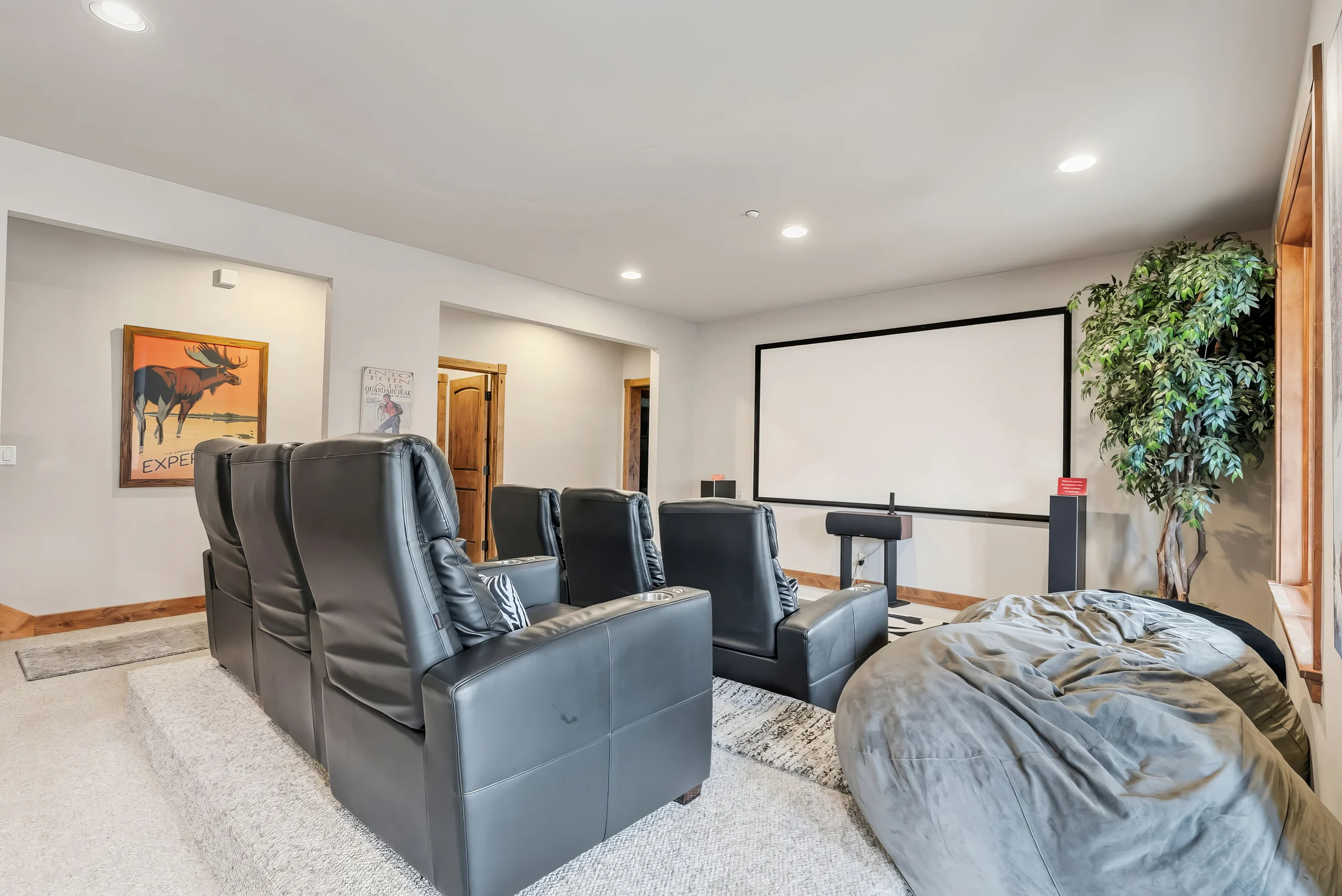 Wander Blue River Lodge #9