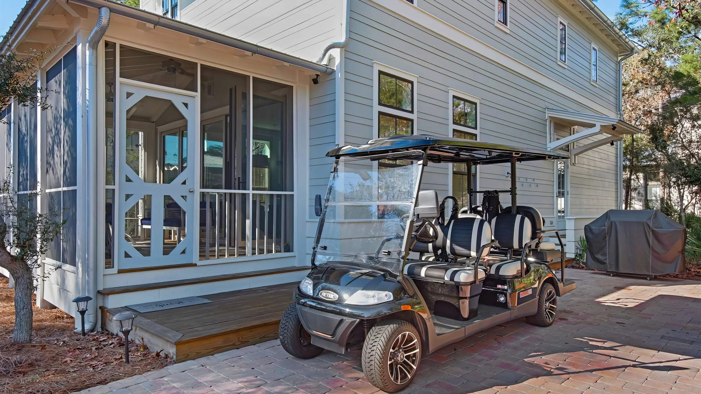 Wander Seacrest Charm #30