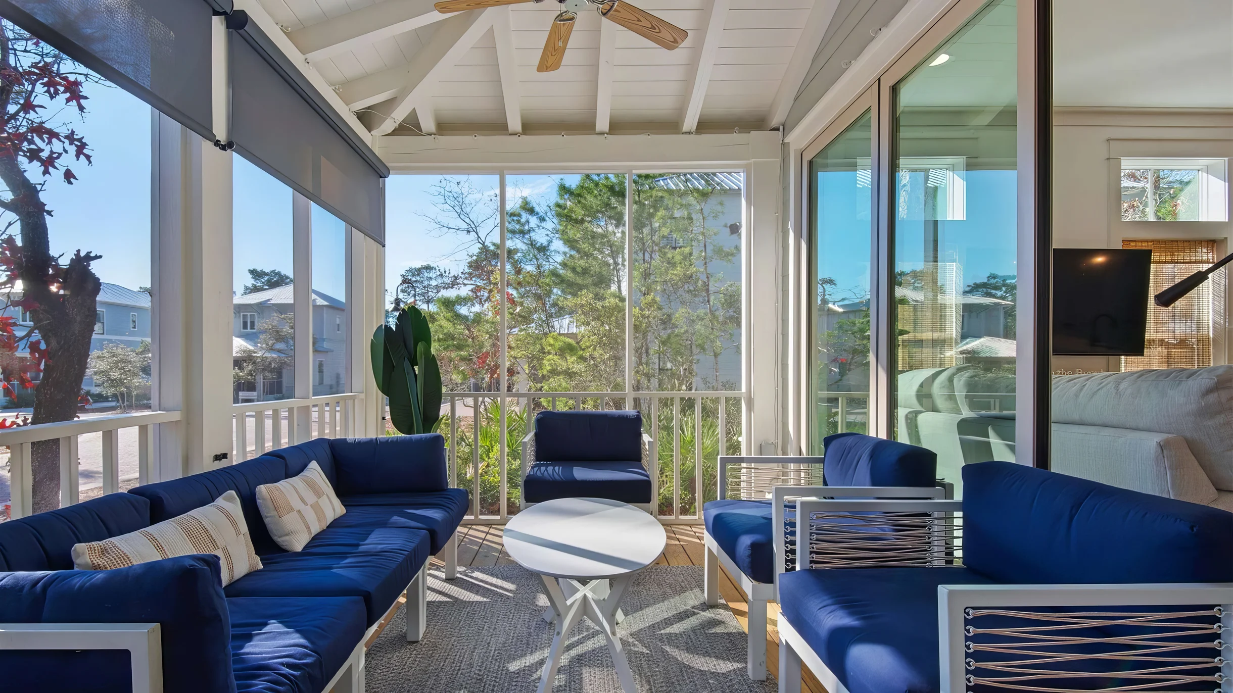 Wander Seacrest Charm #16