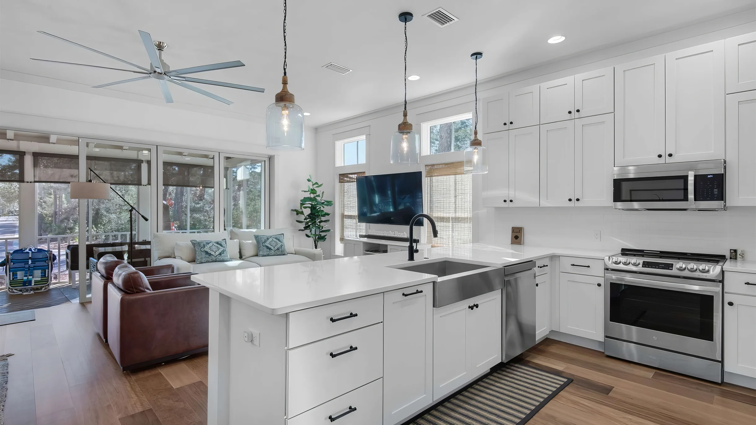 Wander Seacrest Charm #34