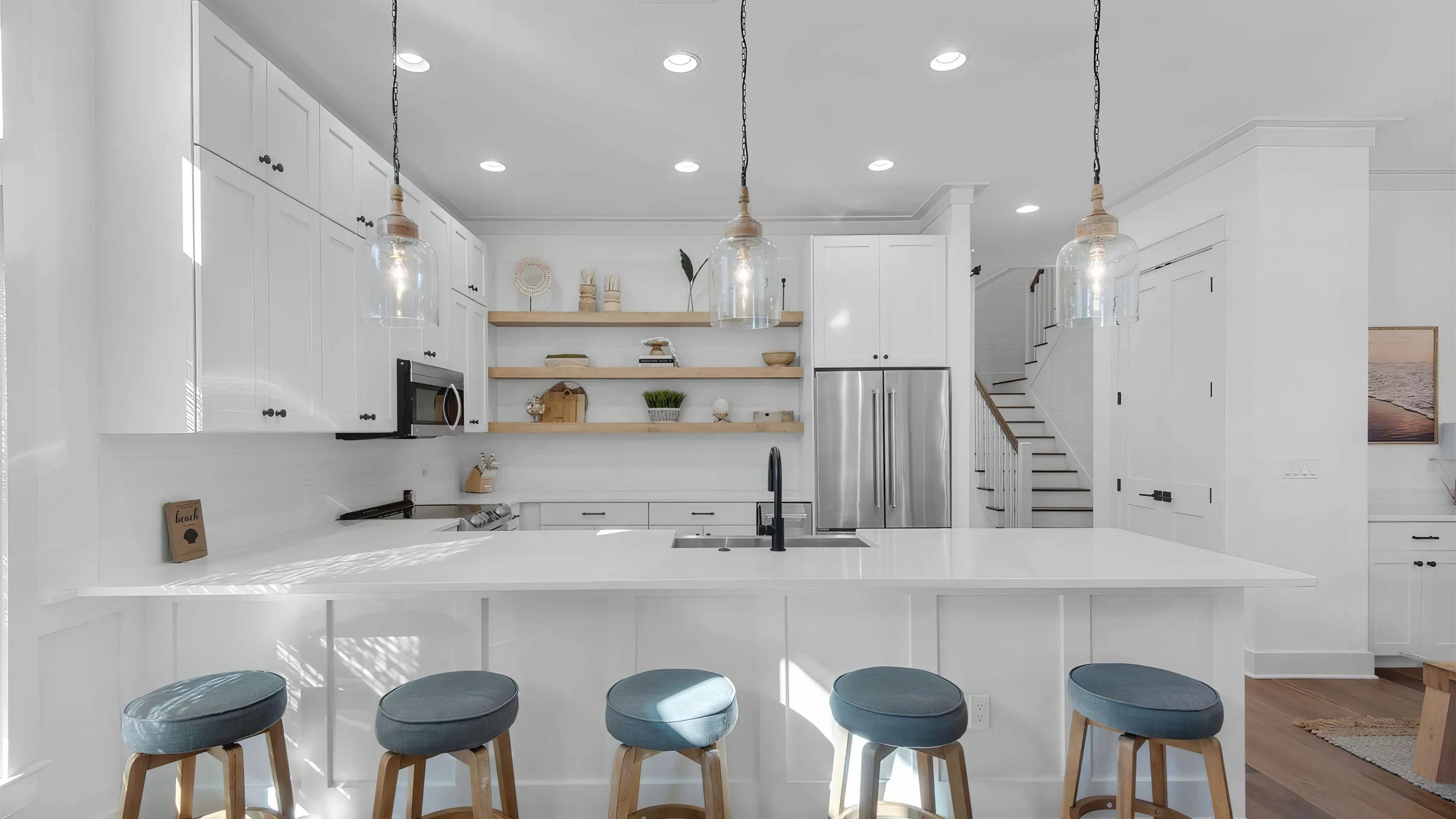 Wander Seacrest Charm #9