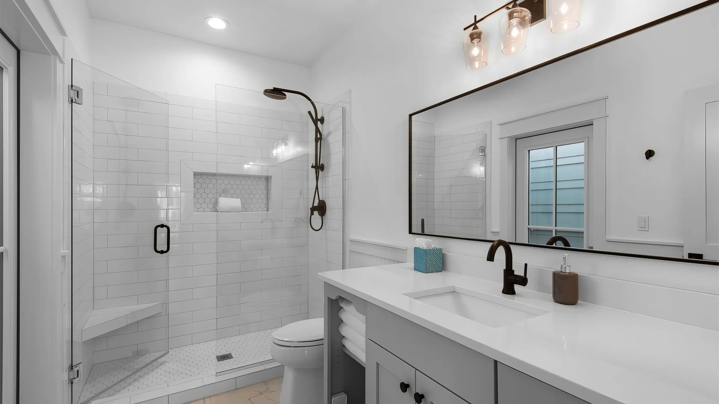 Wander Seacrest Charm #21