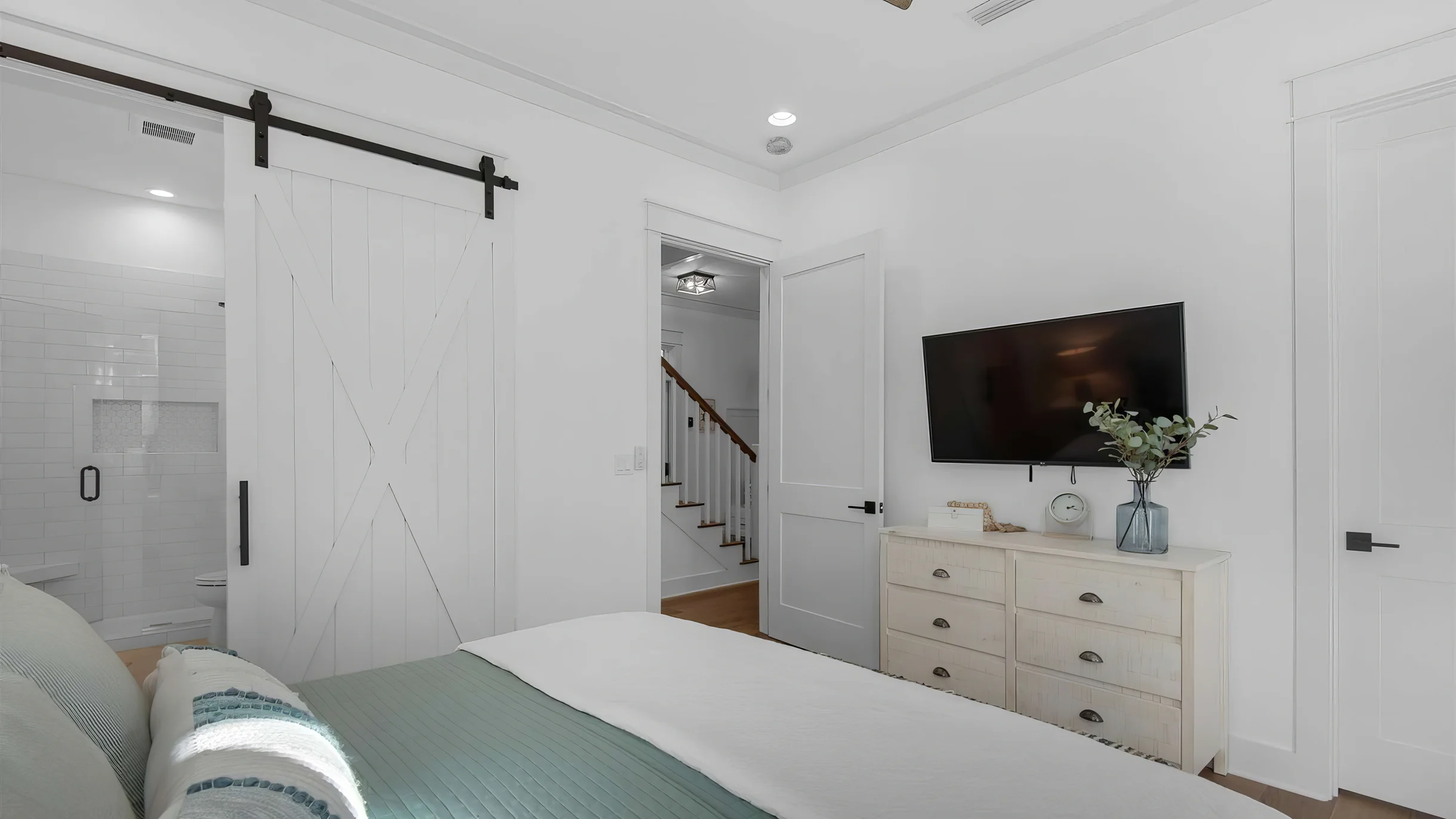 Wander Seacrest Charm #35