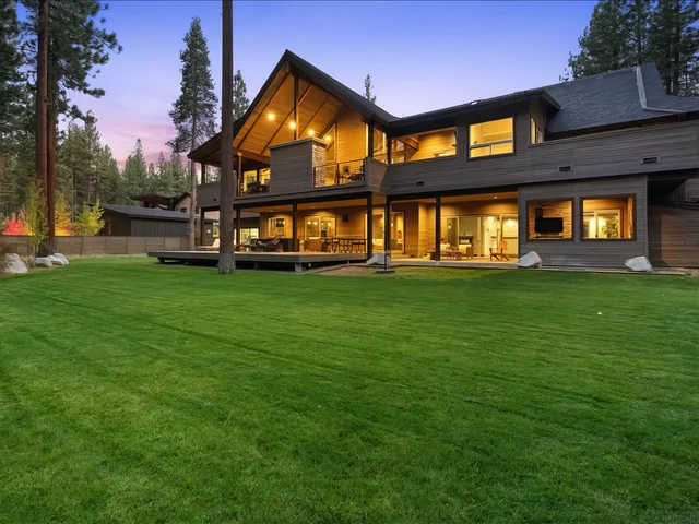 Wander South Lake Escape #4