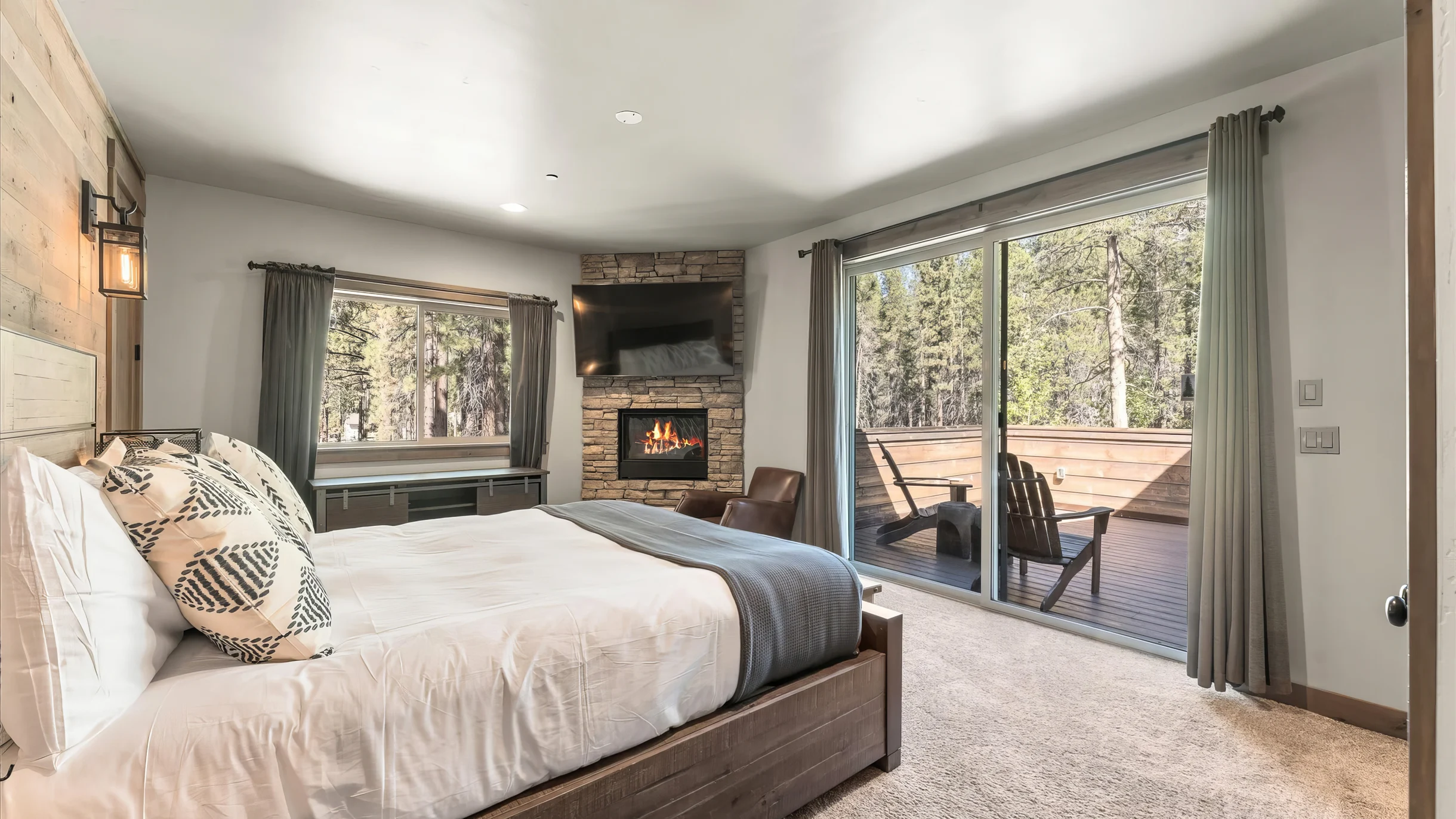 Wander South Lake Escape #14