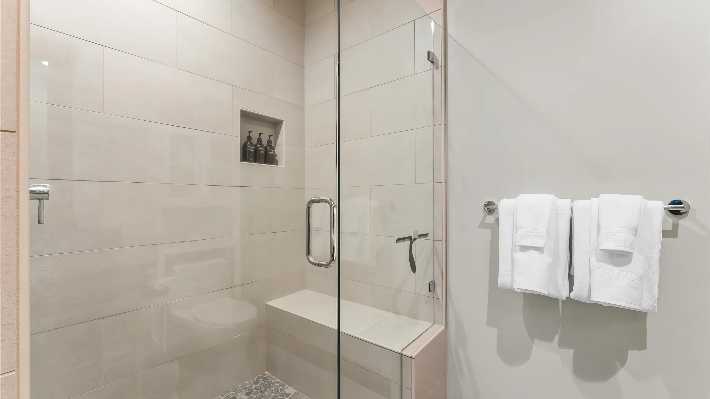 Wander South Lake Escape #21