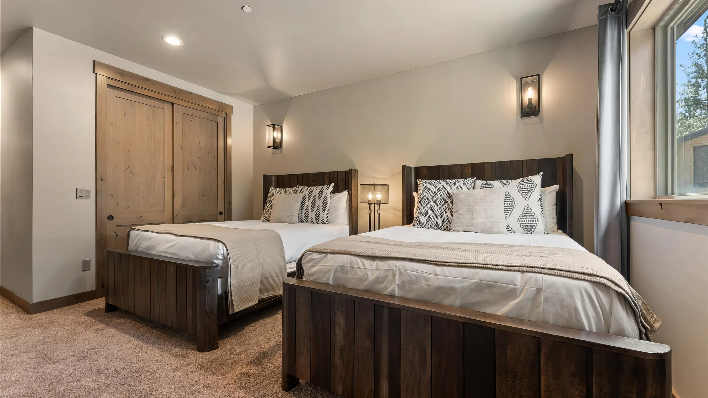 Wander South Lake Escape #23