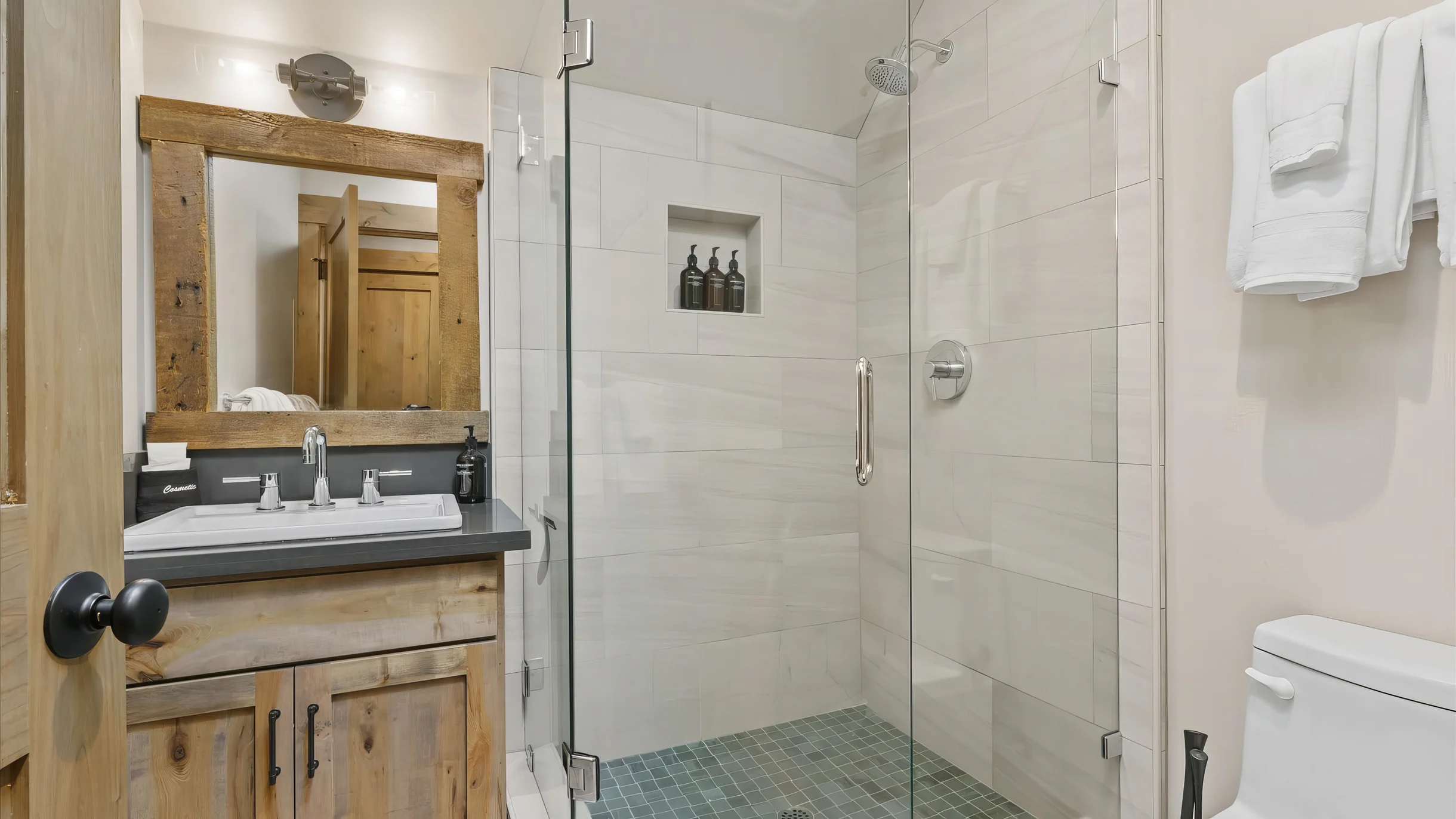 Wander South Lake Escape #38