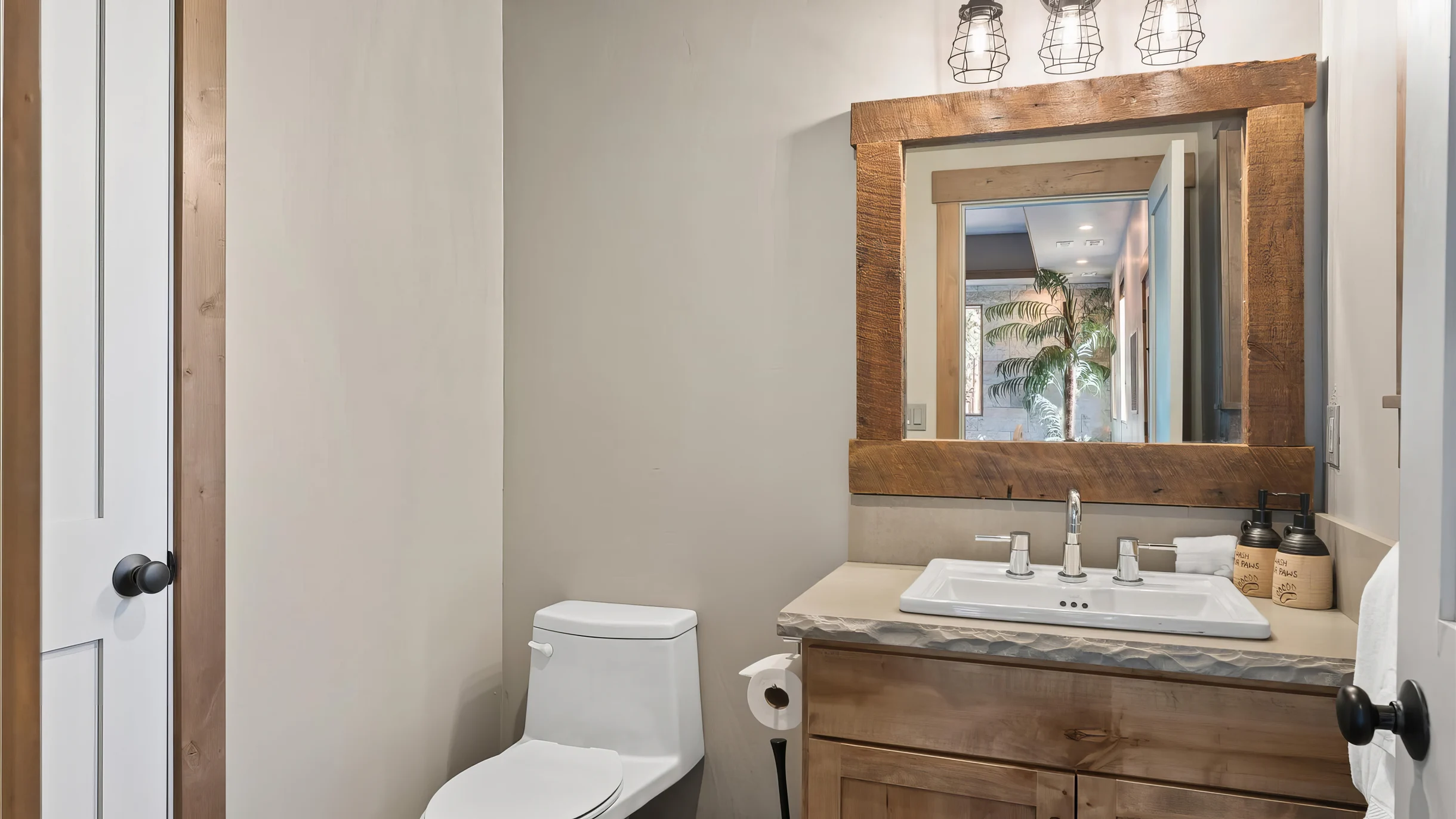 Wander South Lake Escape #40