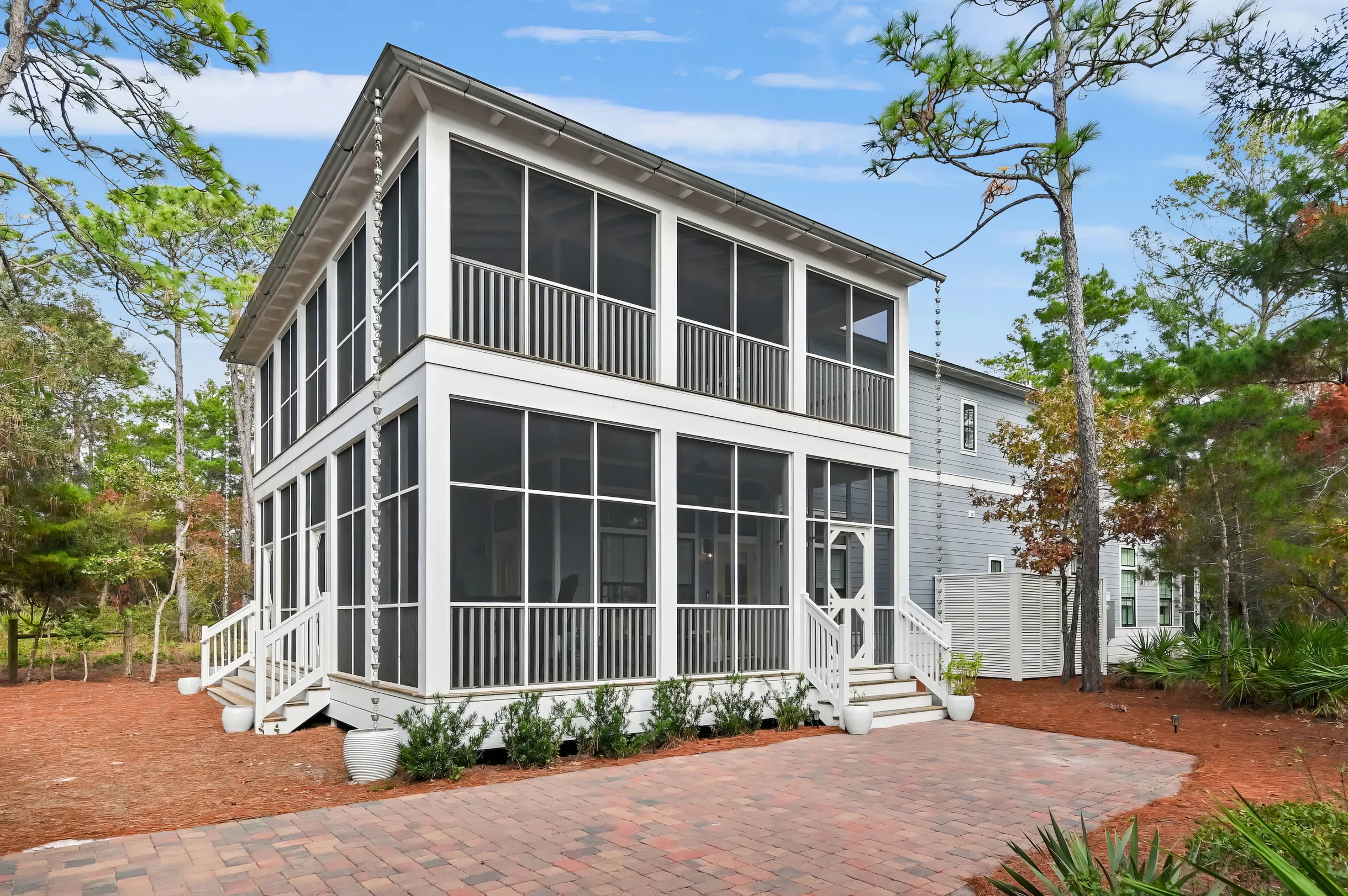 Wander Seacrest Cottage