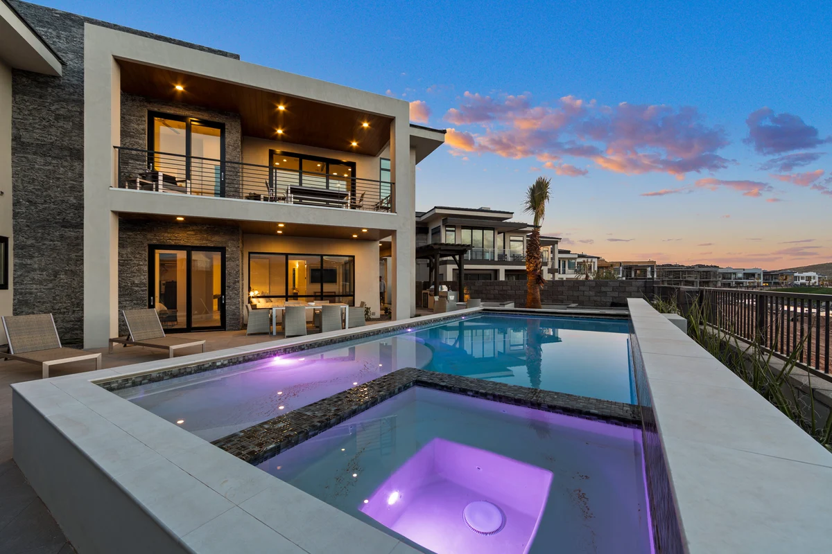 Wander Hurricane Red Rocks #1