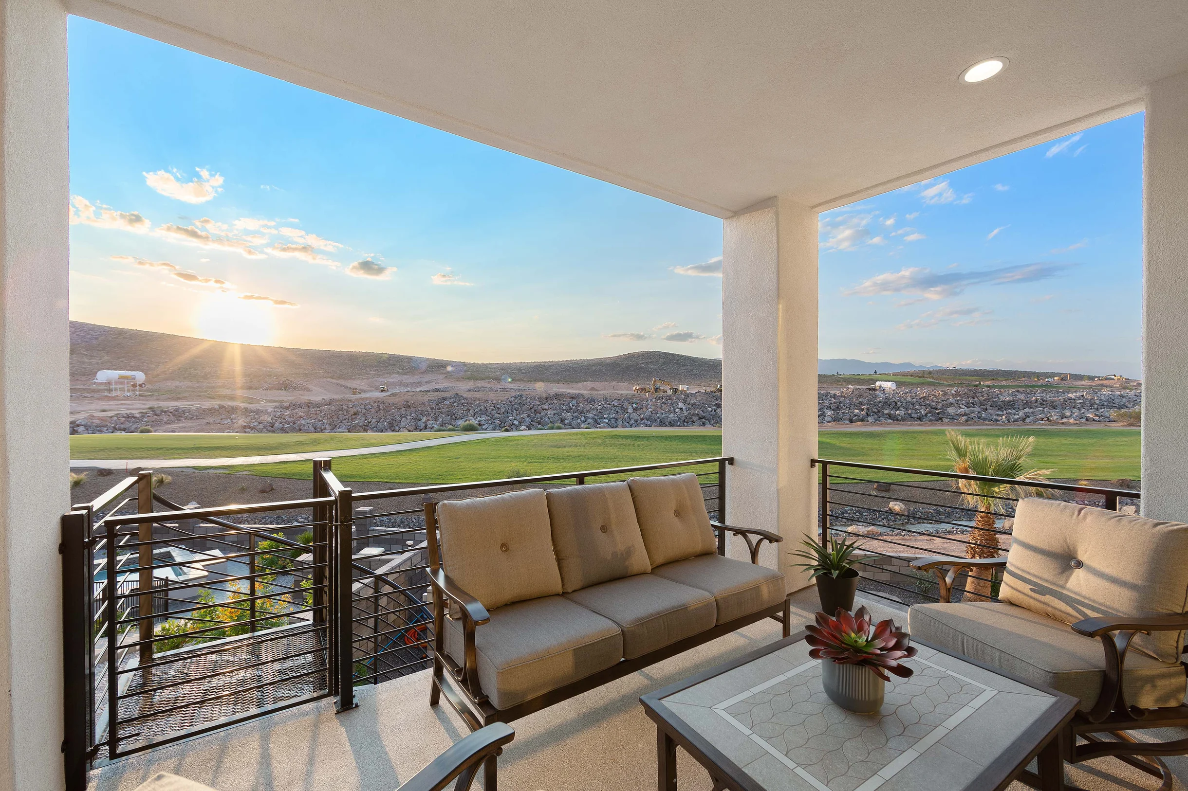 Wander Hurricane Moon #24