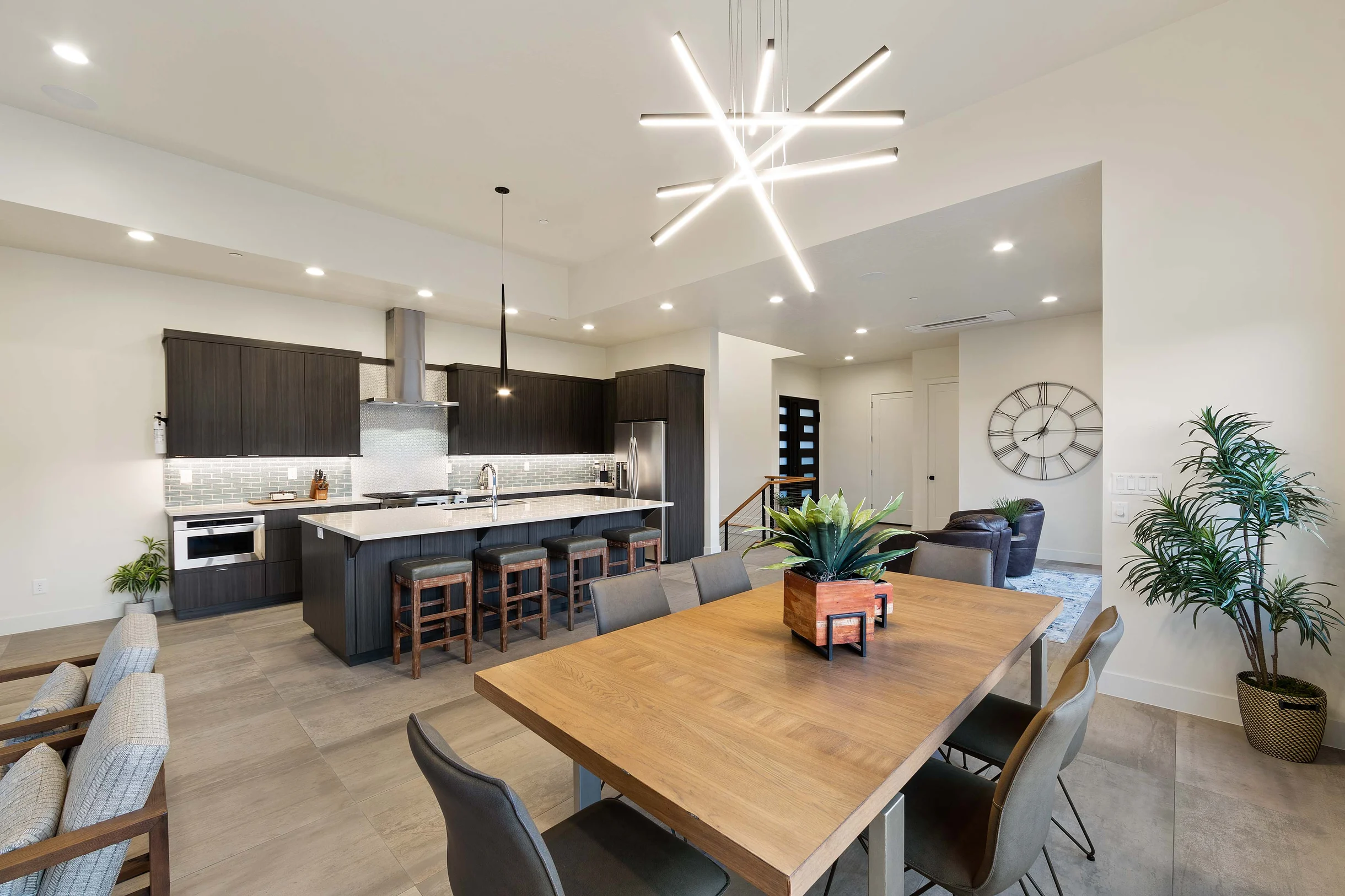 Wander Hurricane Moon #25