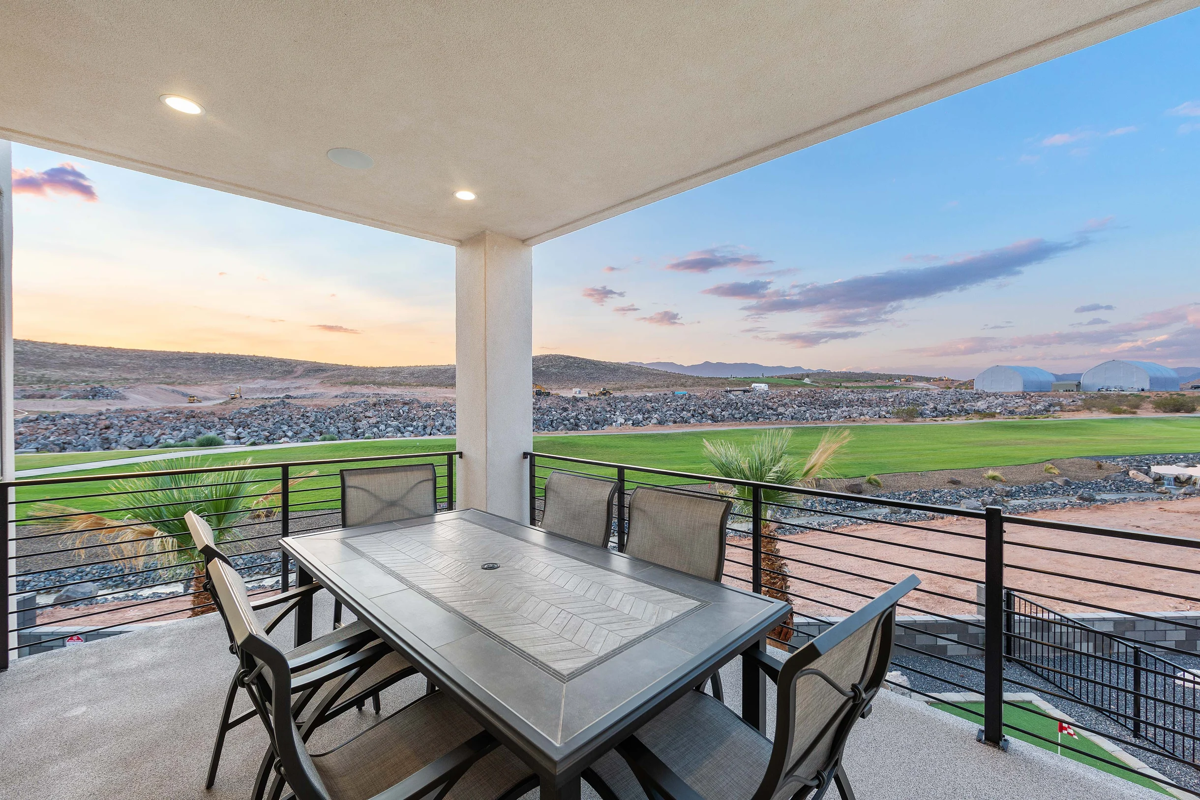 Wander Hurricane Moon #26