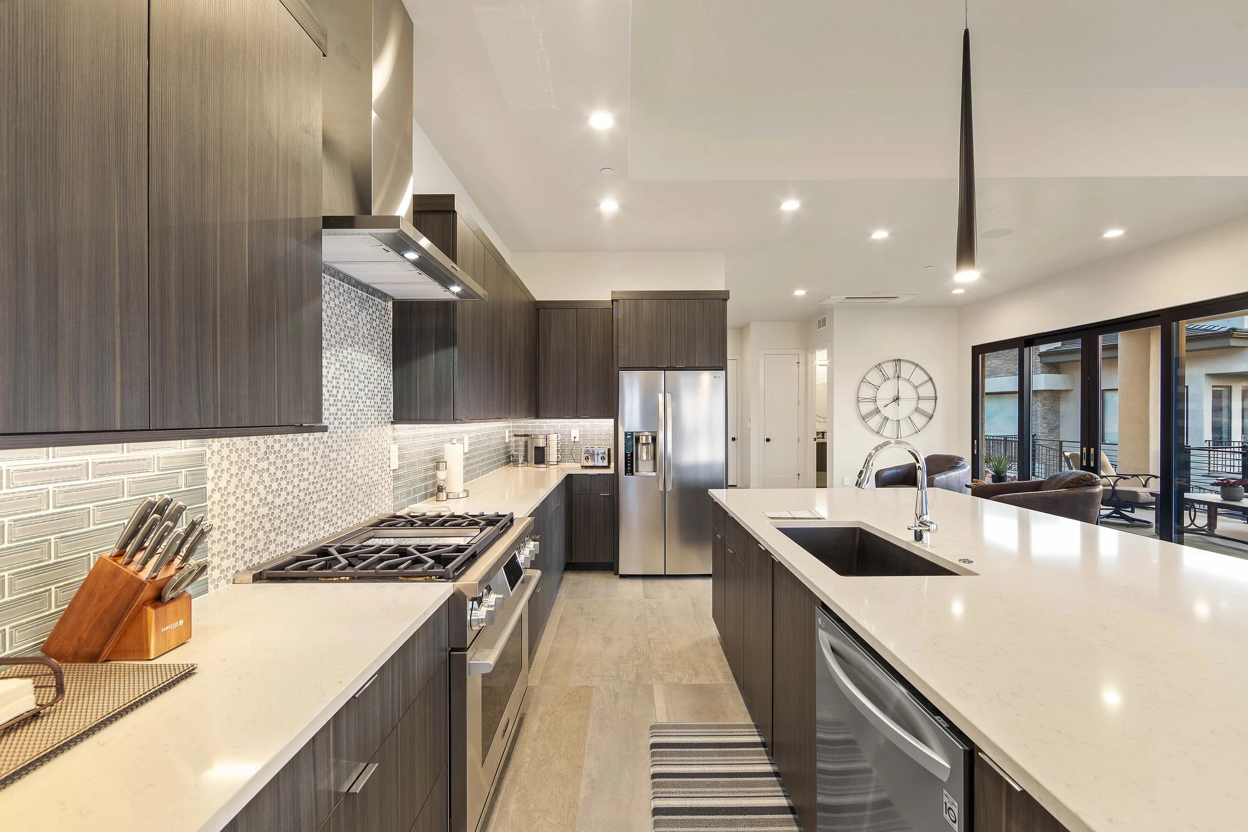 Wander Hurricane Moon #20