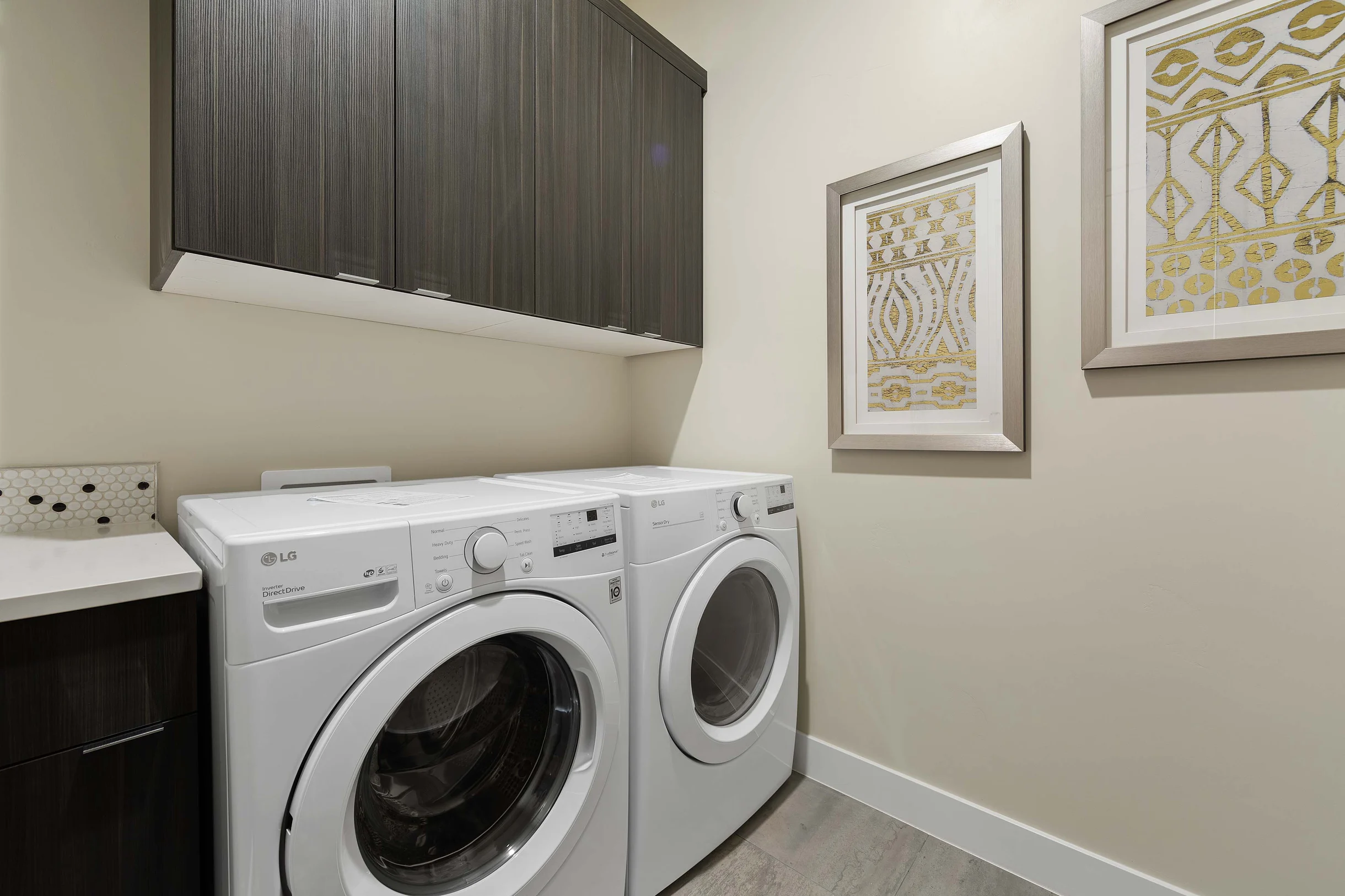 Wander Hurricane Moon #31