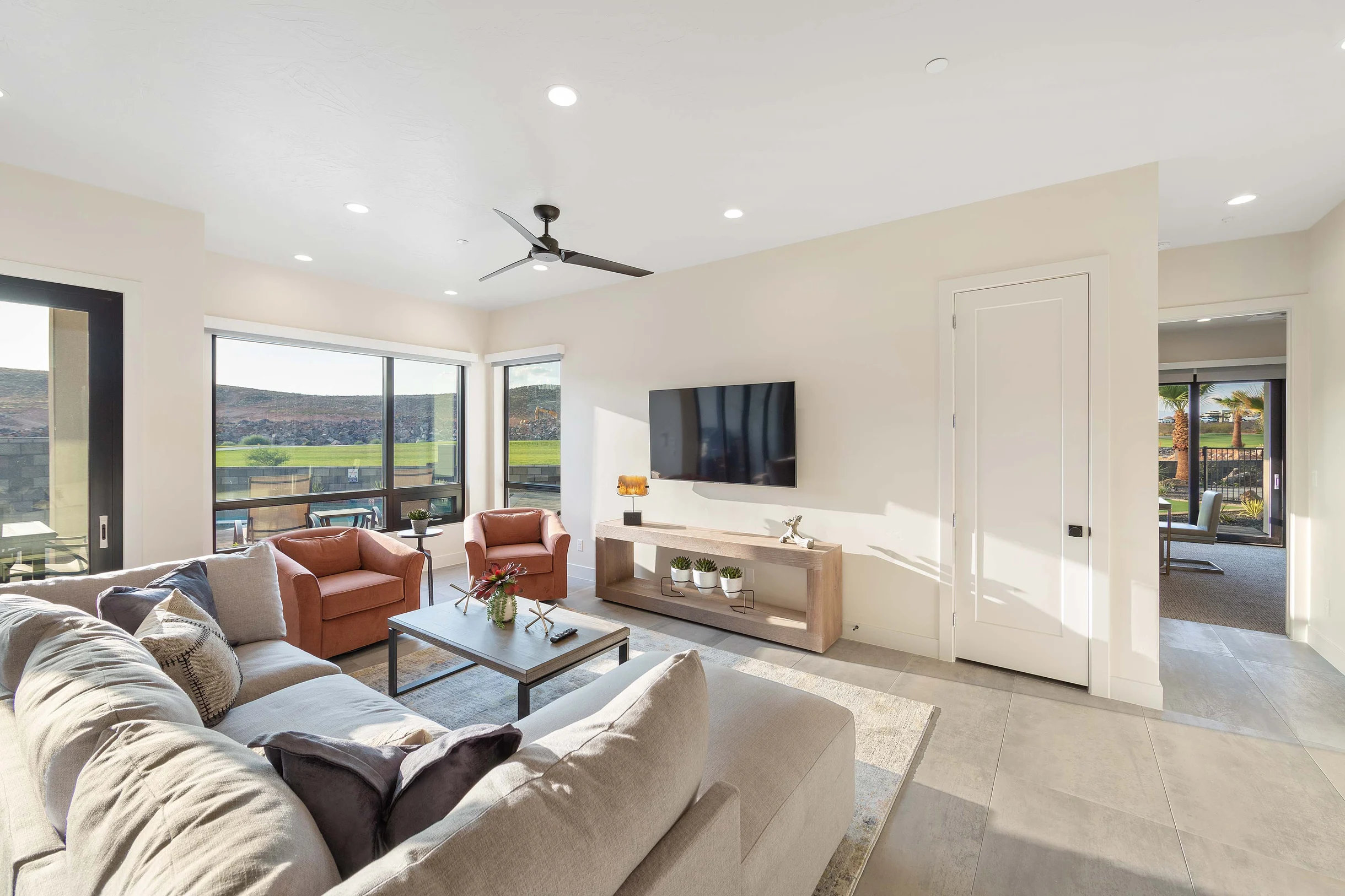 Wander Hurricane Moon #33