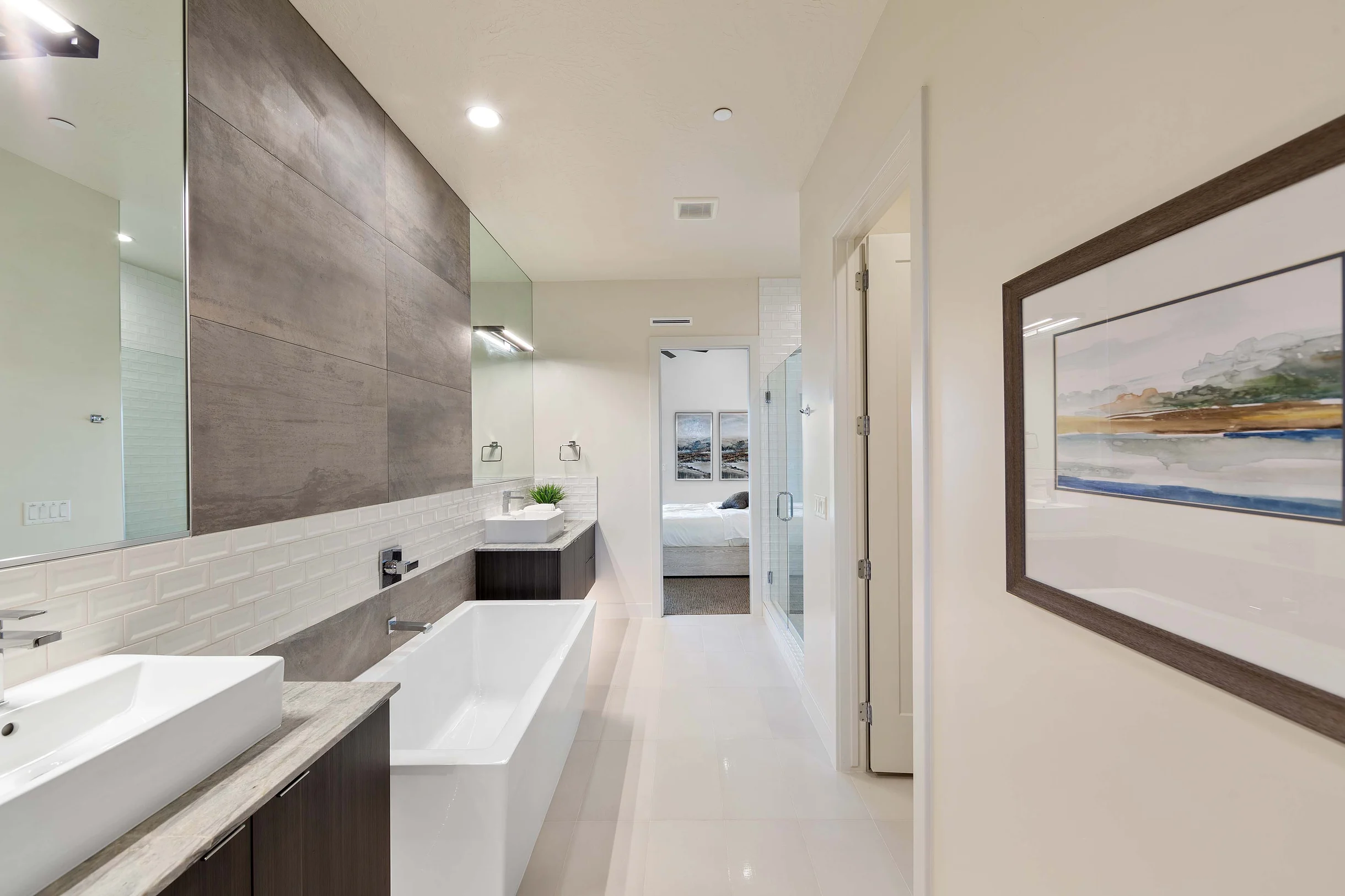 Wander Hurricane Moon #16