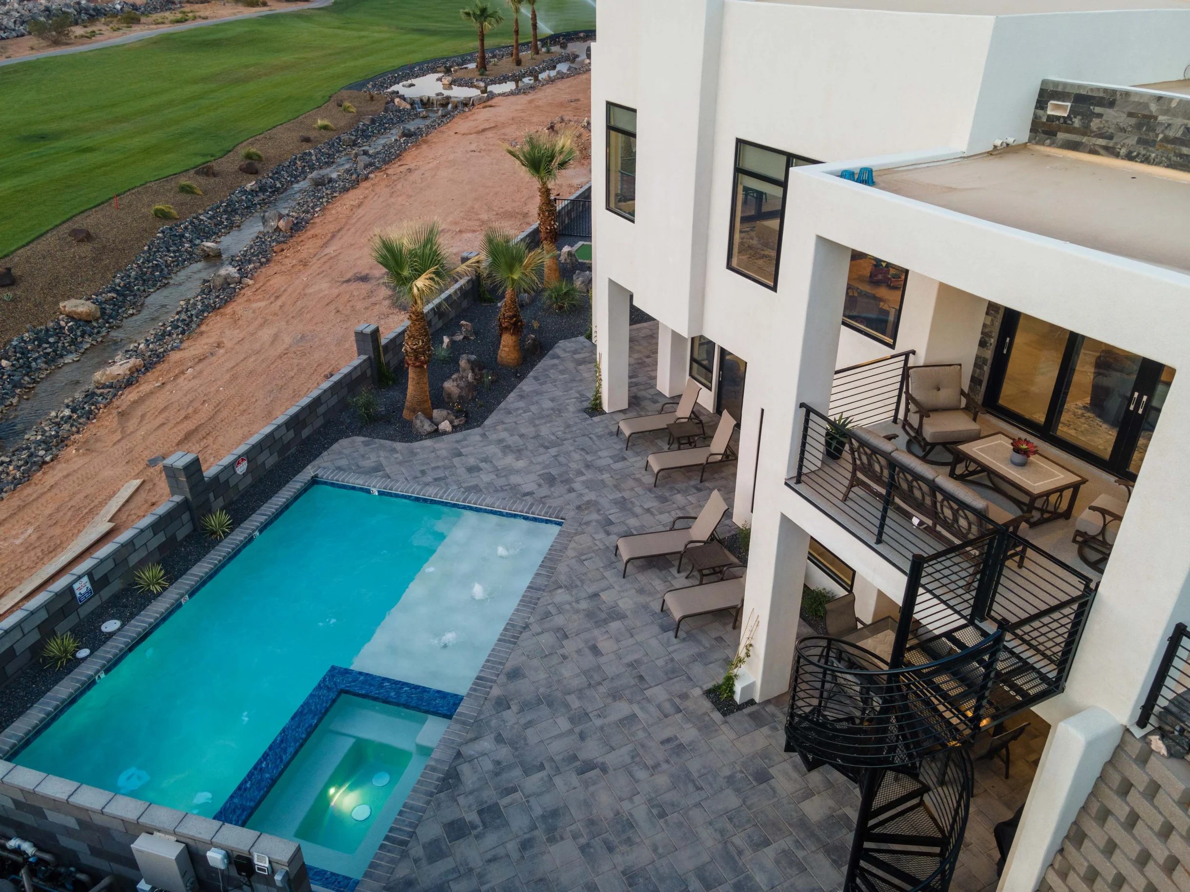 Wander Hurricane Moon #22