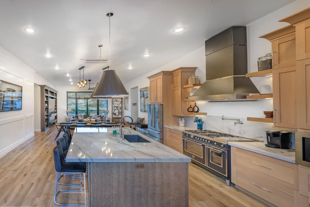 Wander Hurricane Paradise Retreat