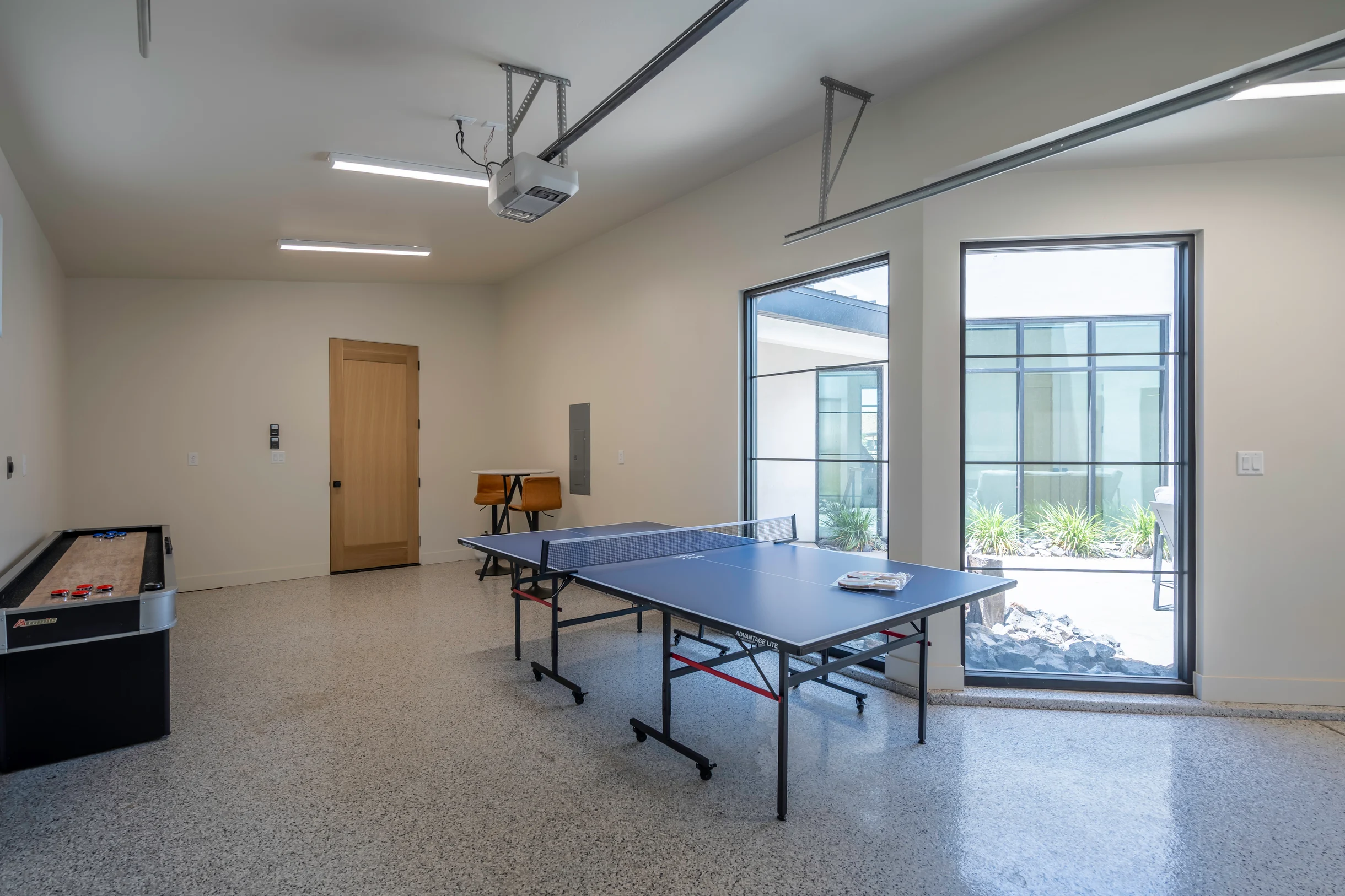 Wander Hurricane Desert #104