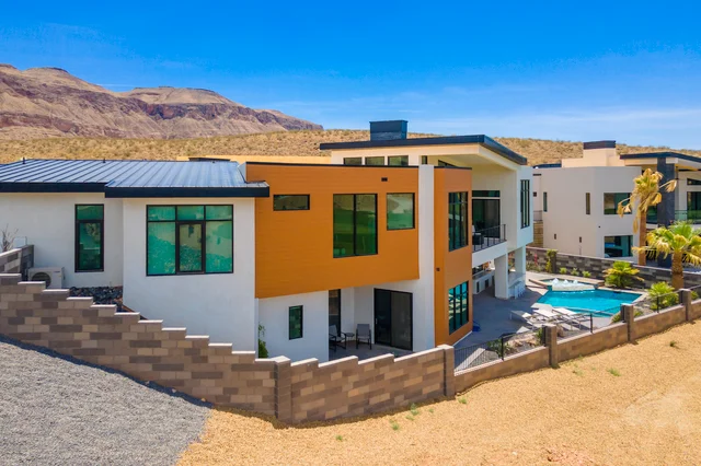 Wander Hurricane Red Cliffs #5