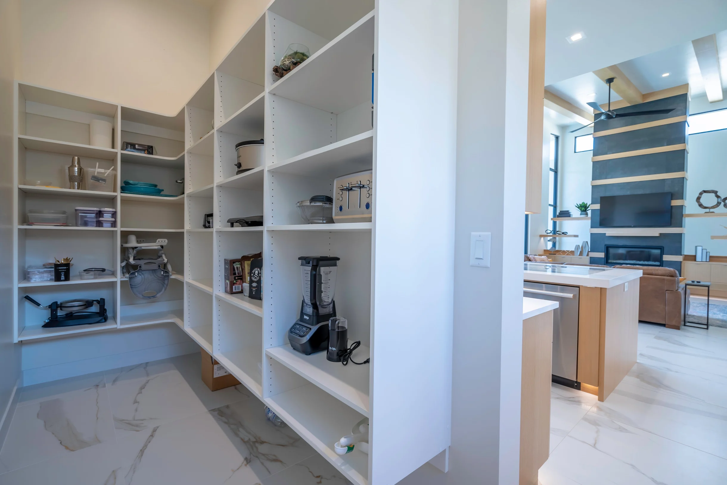 Wander Hurricane Desert #129