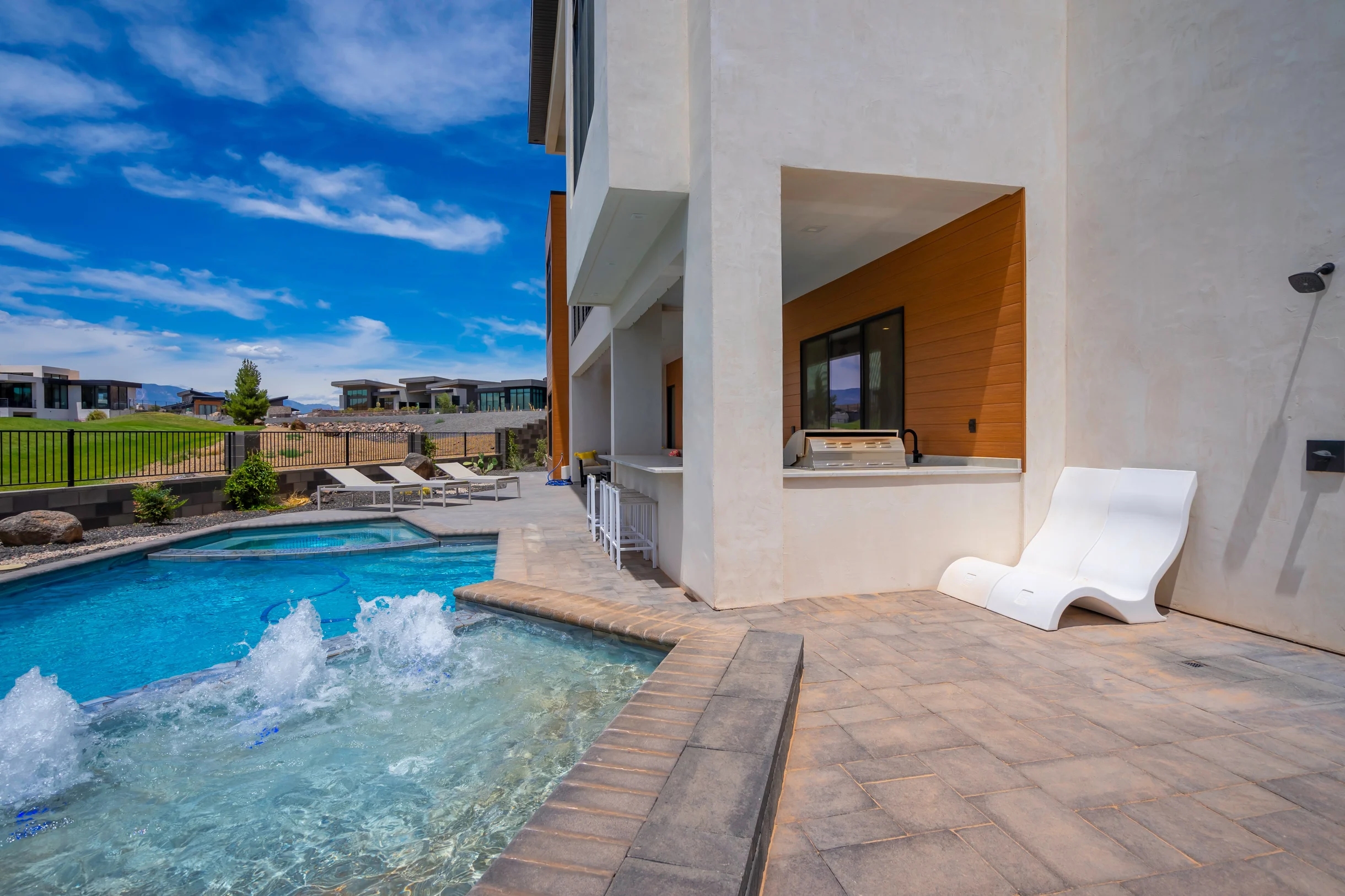 Wander Hurricane Desert #127