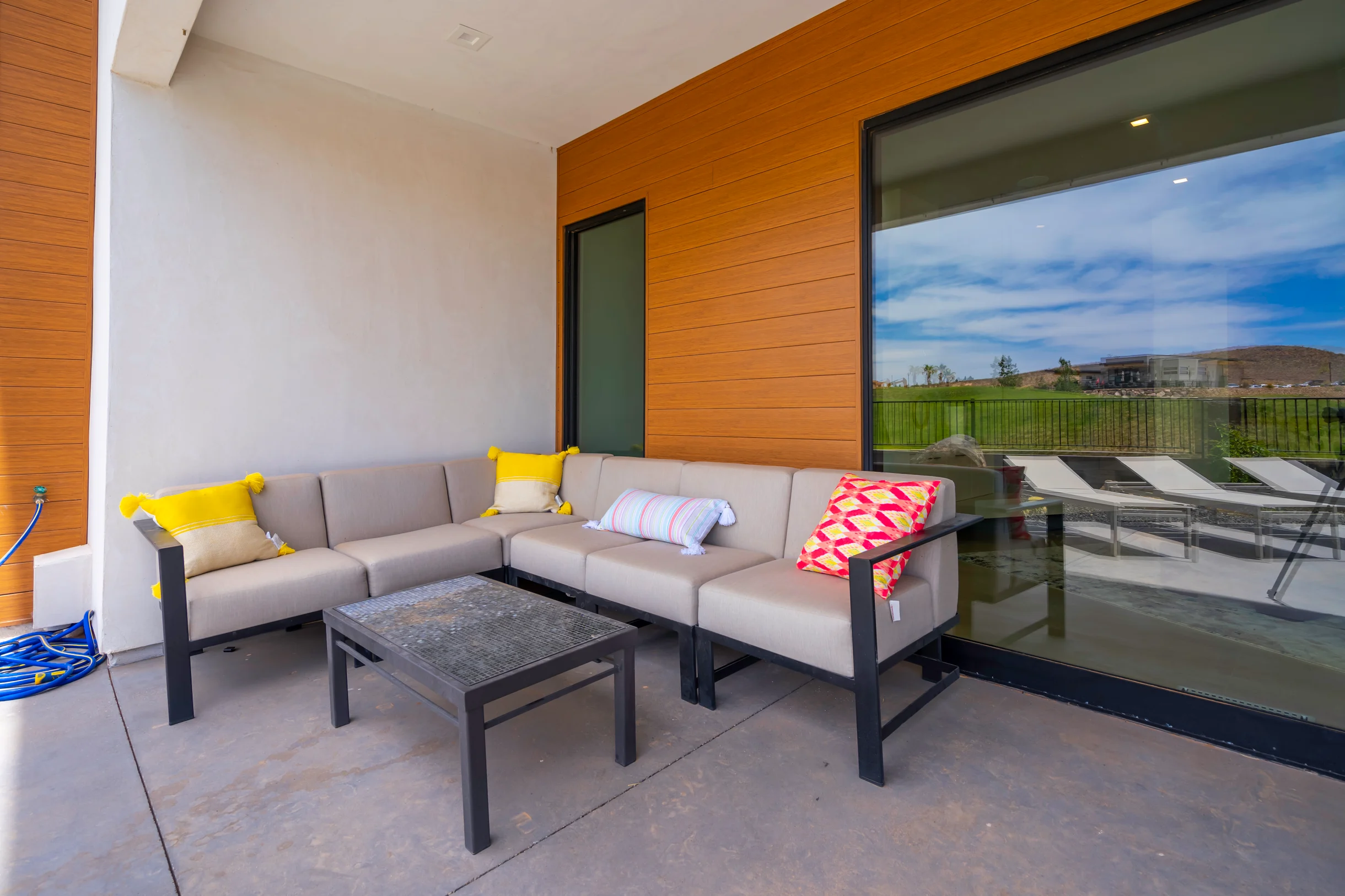 Wander Hurricane Desert #118